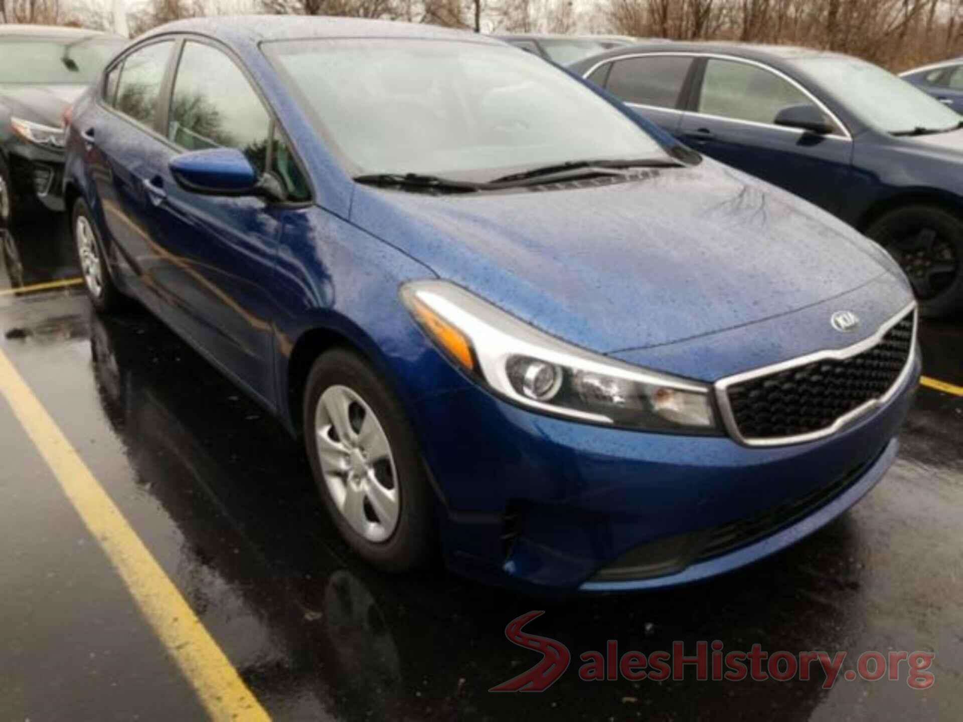 3KPFK4A75JE184660 2018 KIA FORTE