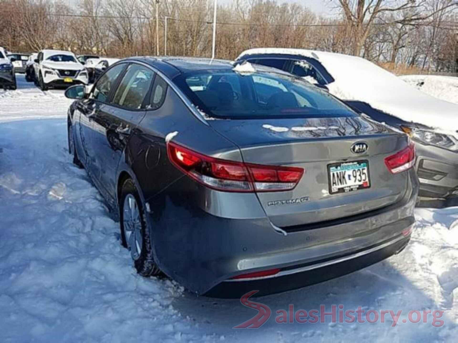 5XXGT4L32JG193576 2018 KIA OPTIMA