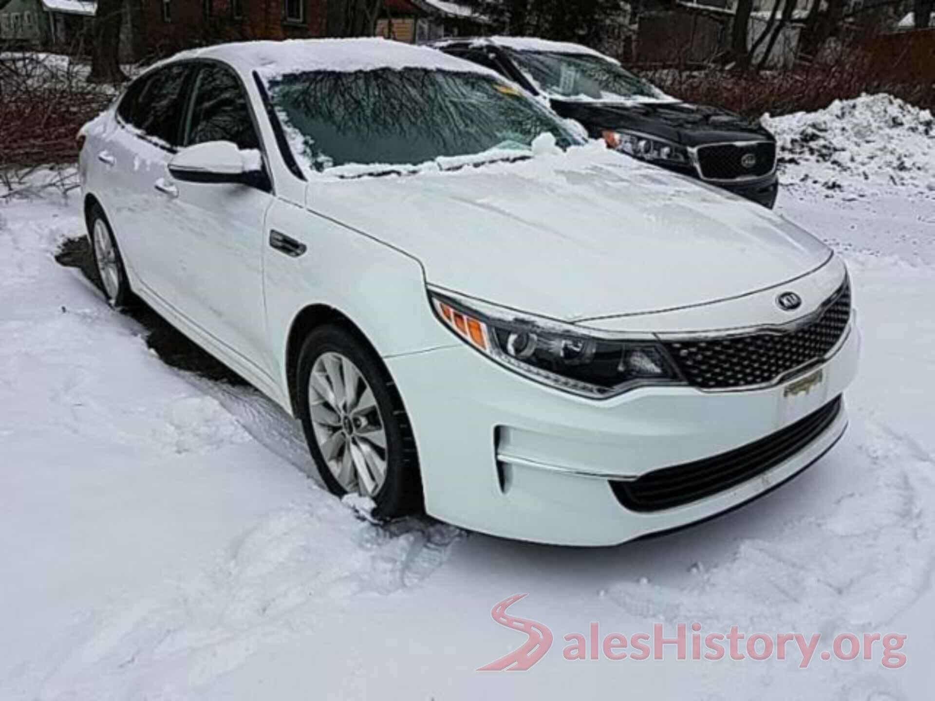 5XXGU4L37JG219960 2018 KIA OPTIMA