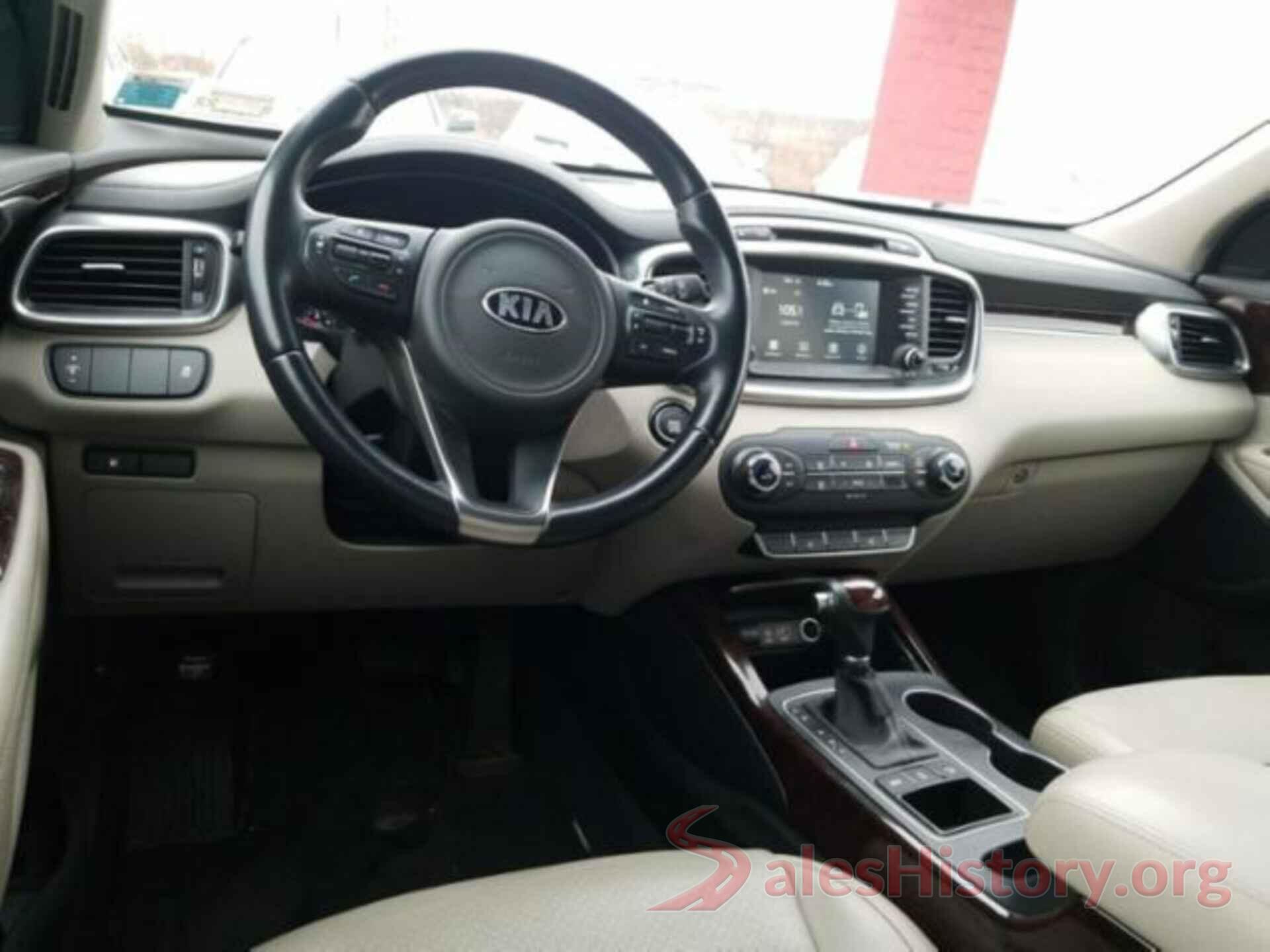 5XYPHDA12HG243904 2017 KIA SORENTO