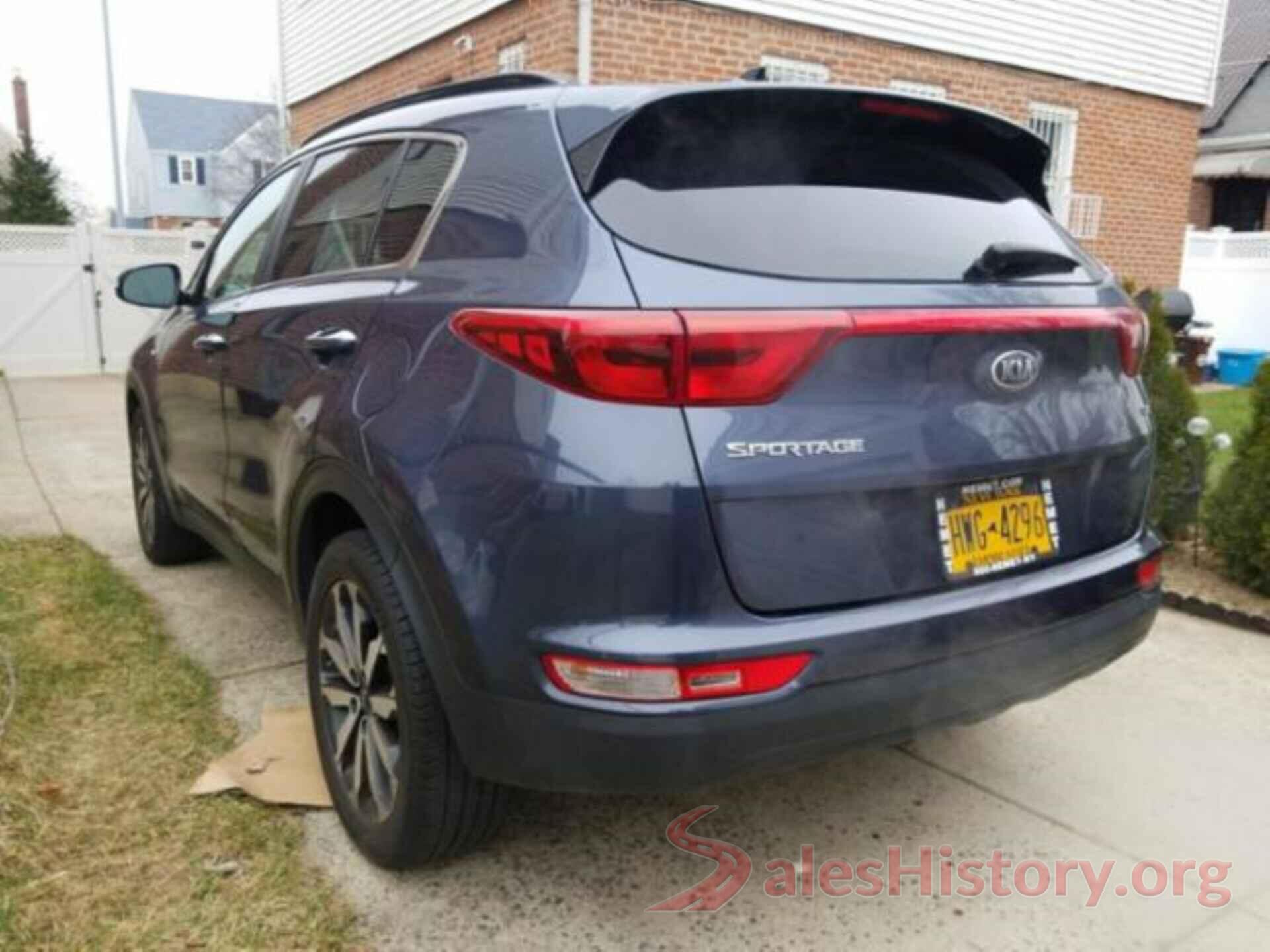 KNDPNCAC6J7389830 2018 KIA SPORTAGE