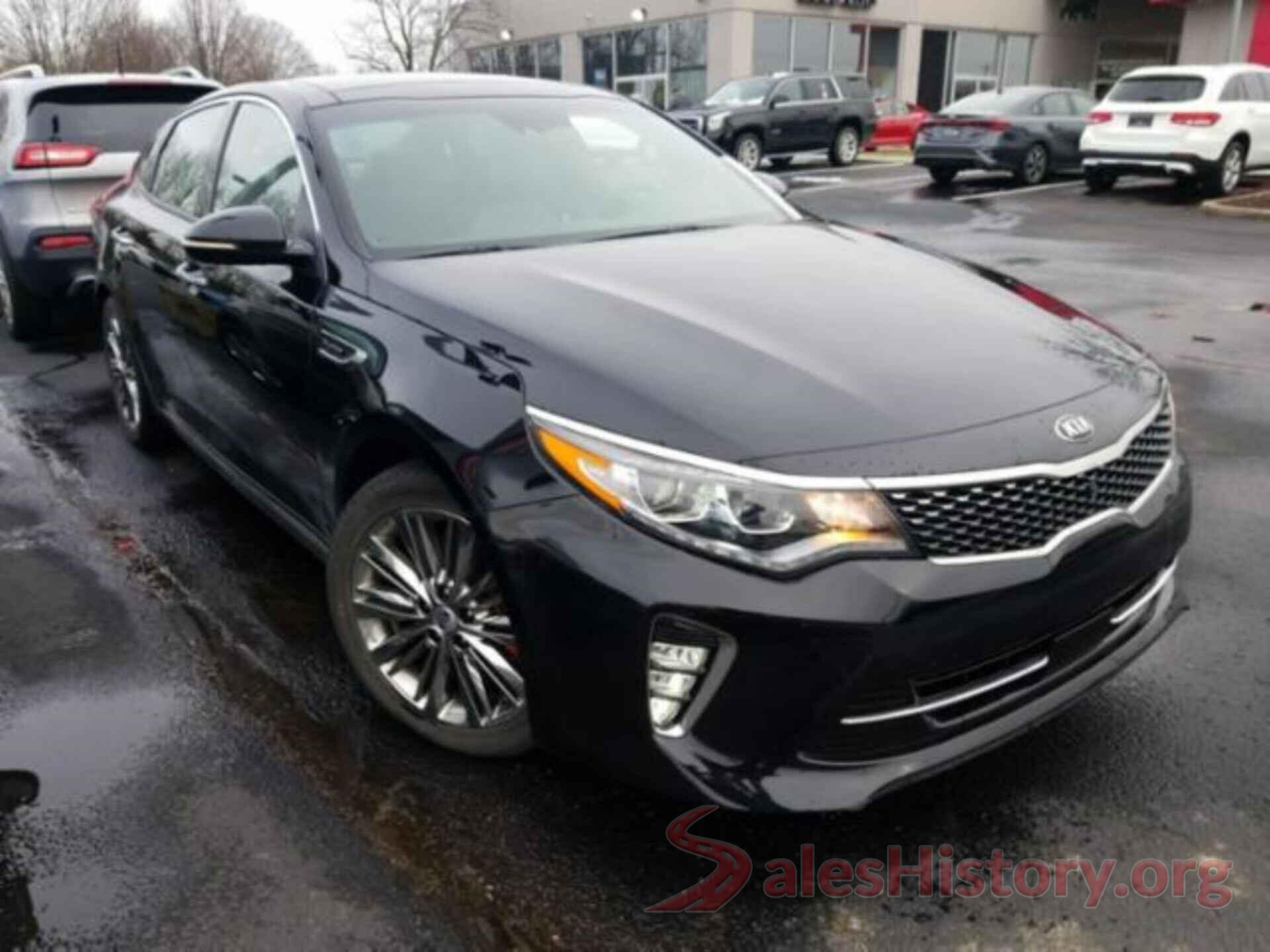 5XXGV4L2XJG203305 2018 KIA OPTIMA