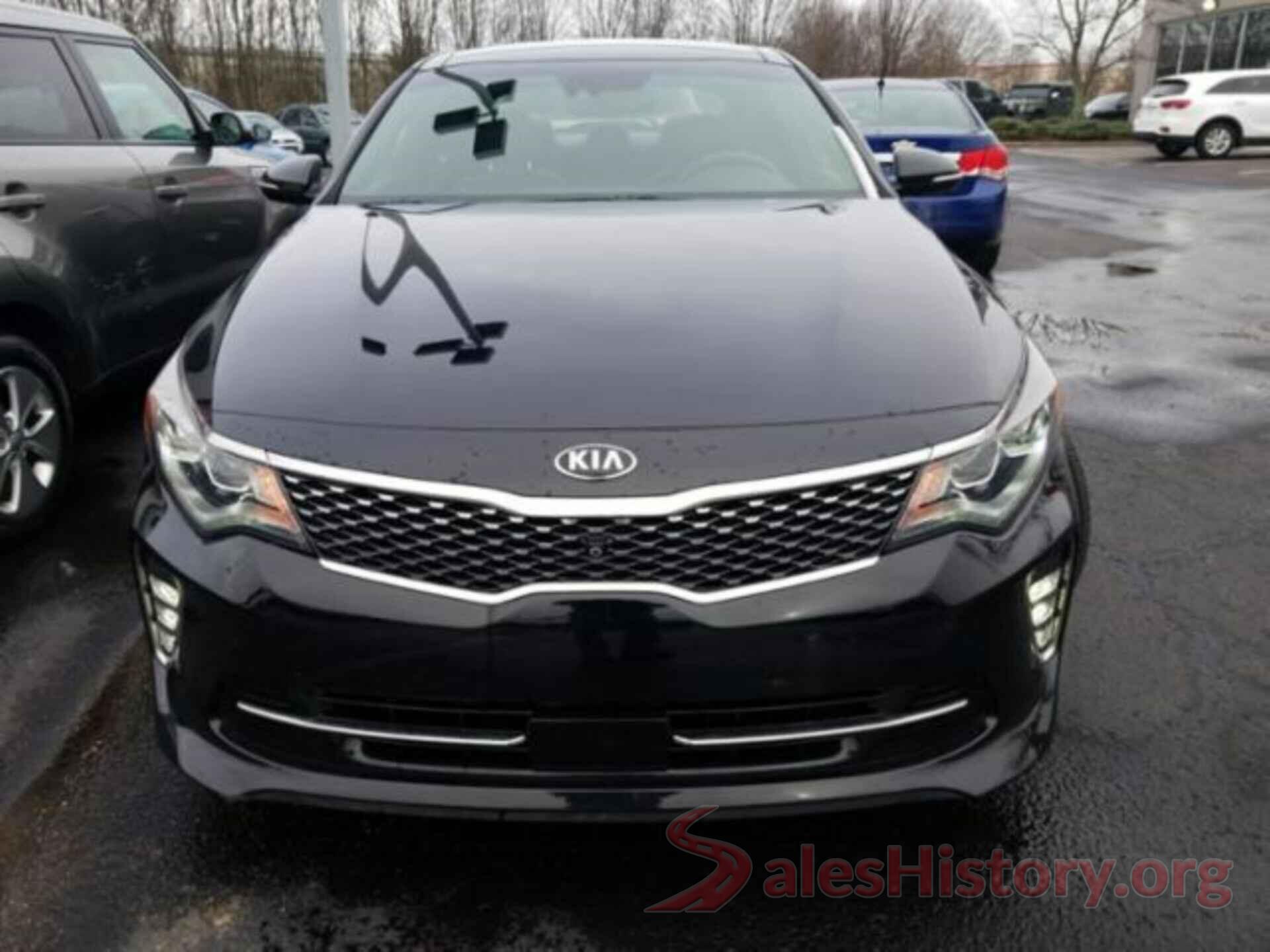 5XXGV4L2XJG203305 2018 KIA OPTIMA