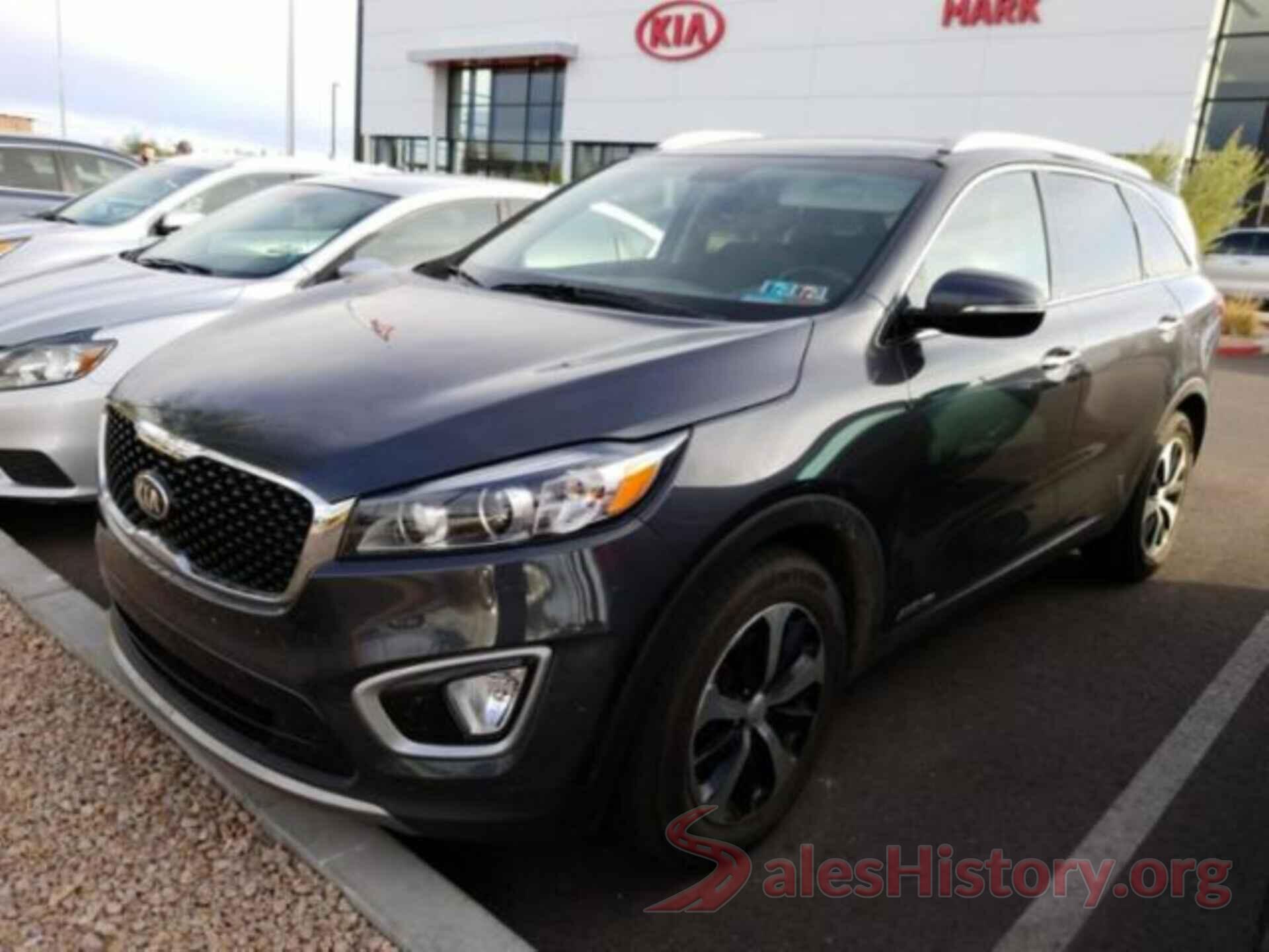 5XYPHDA56HG338260 2017 KIA SORENTO