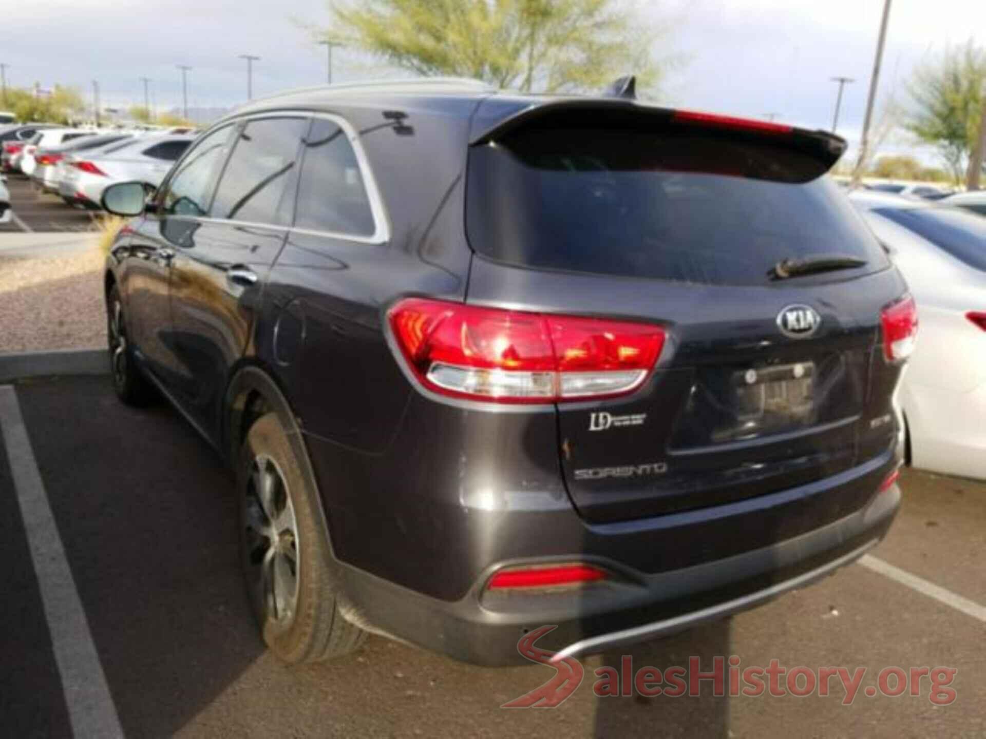 5XYPHDA56HG338260 2017 KIA SORENTO