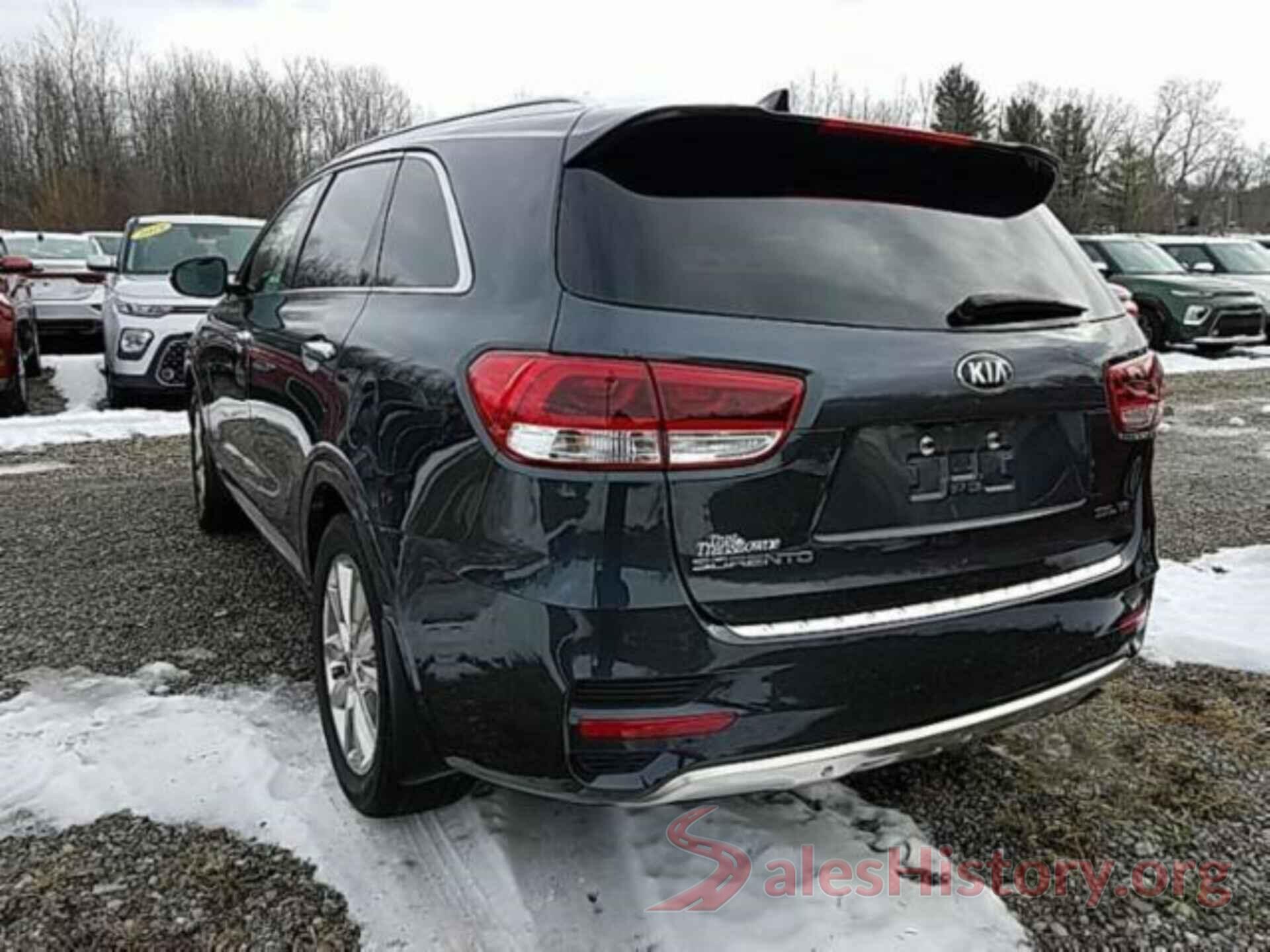 5XYPKDA52JG370274 2018 KIA SORENTO