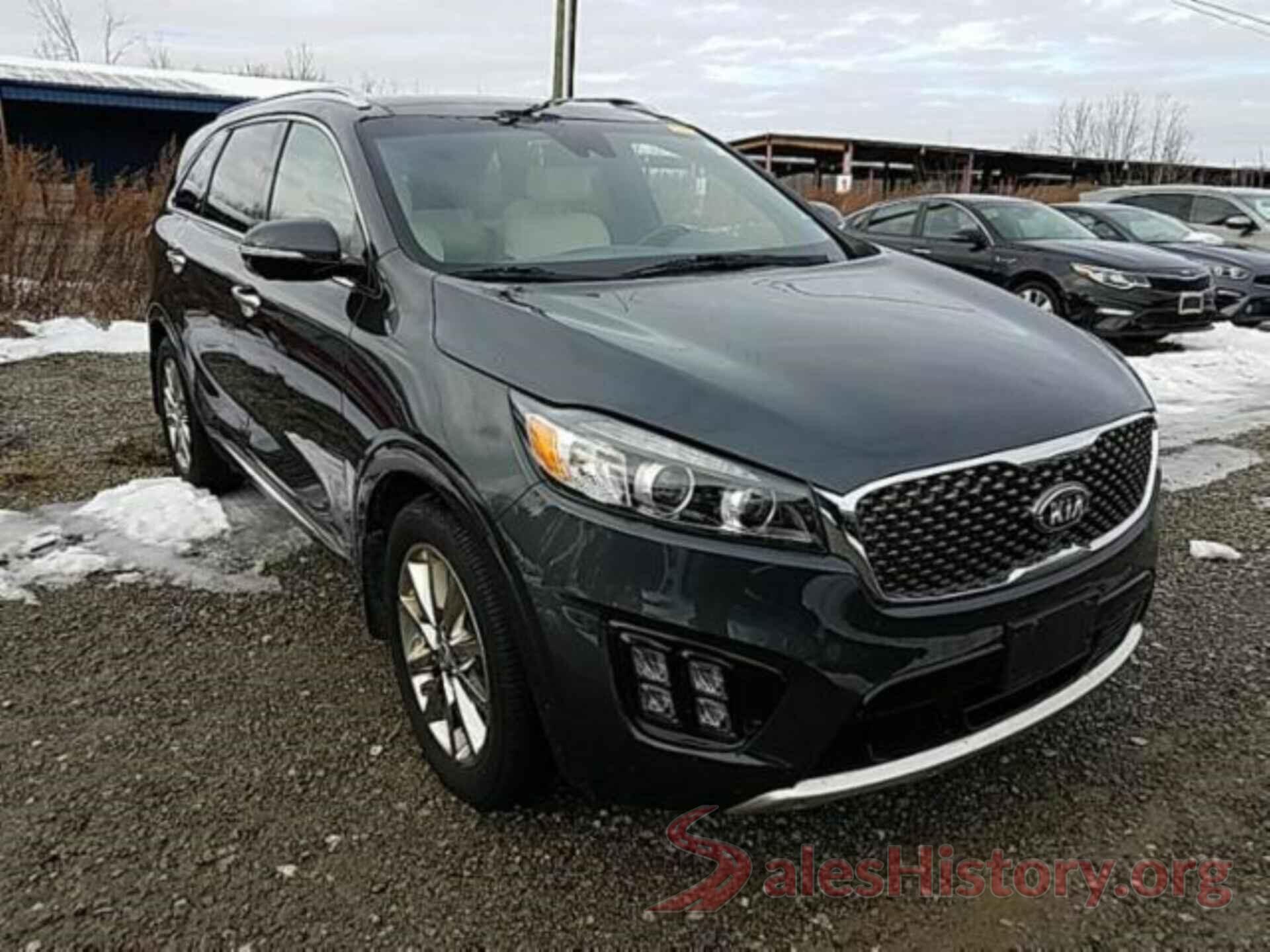 5XYPKDA52JG370274 2018 KIA SORENTO