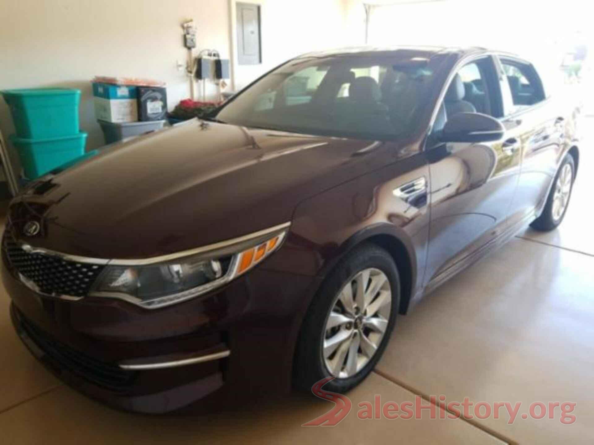 5XXGU4L39JG190655 2018 KIA OPTIMA