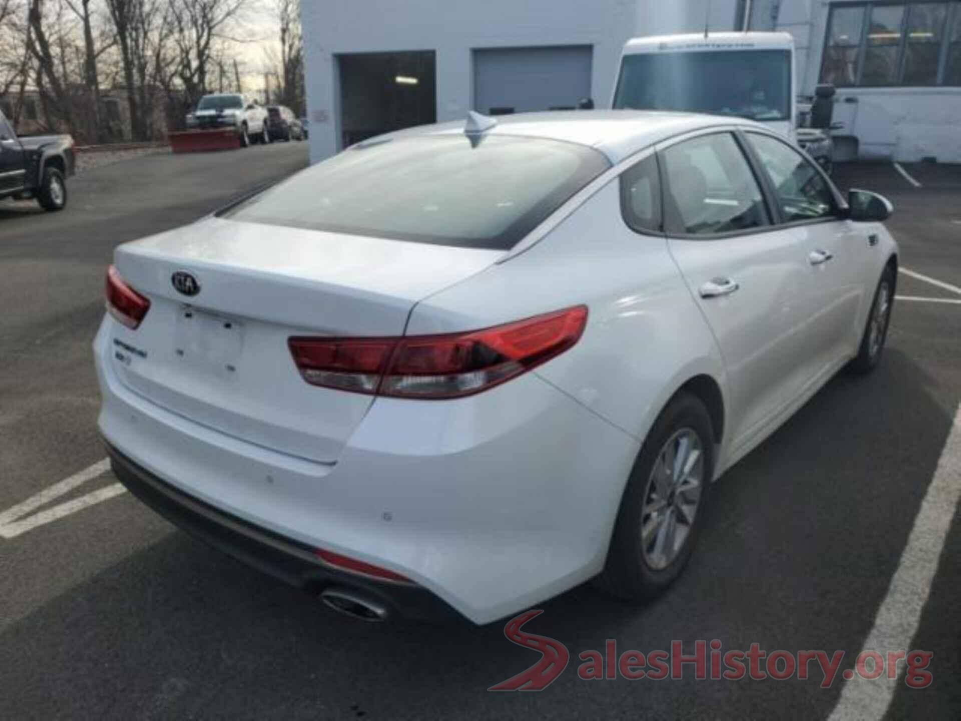 5XXGT4L35JG216154 2018 KIA OPTIMA