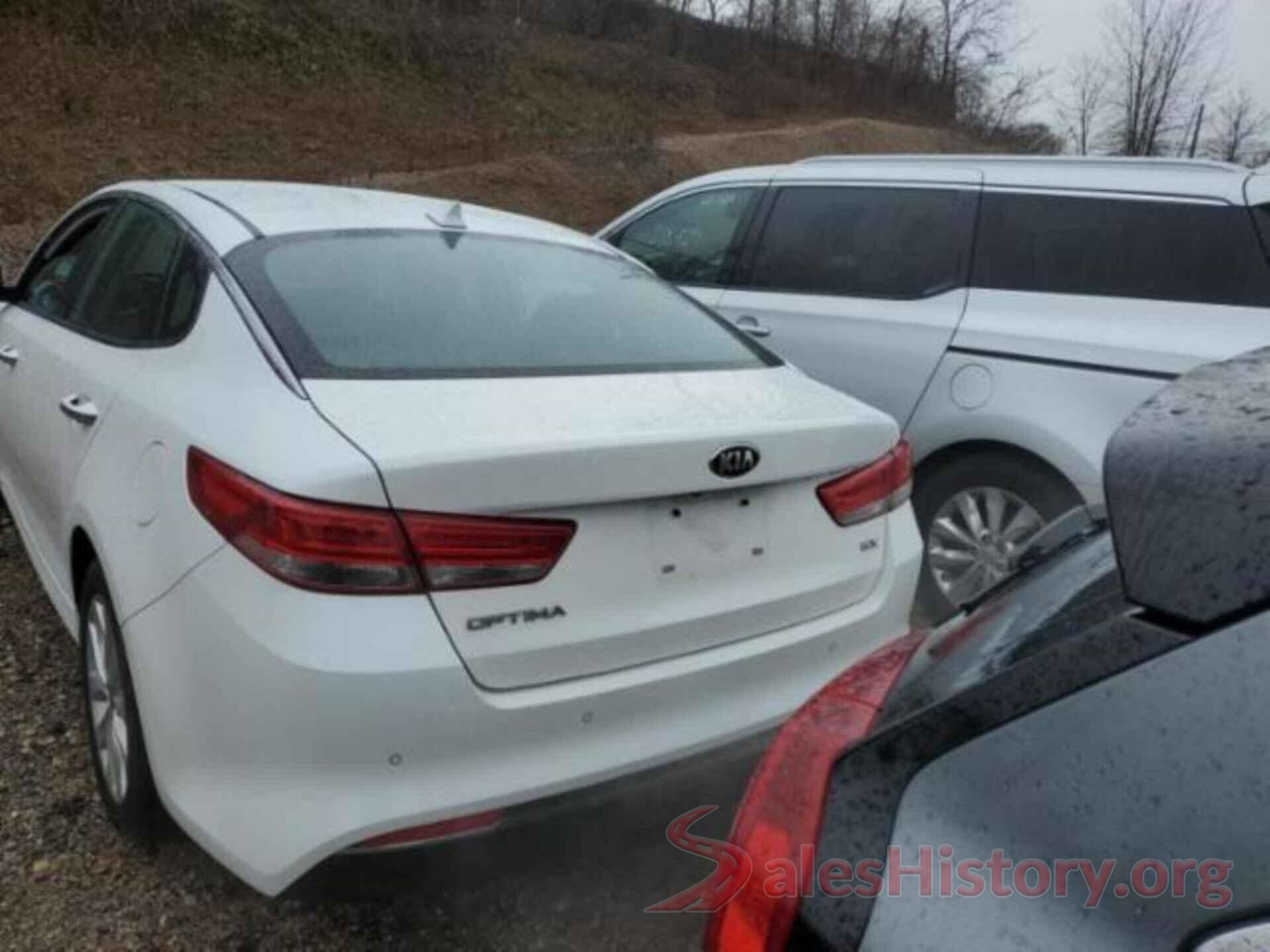 5XXGU4L32JG219929 2018 KIA OPTIMA