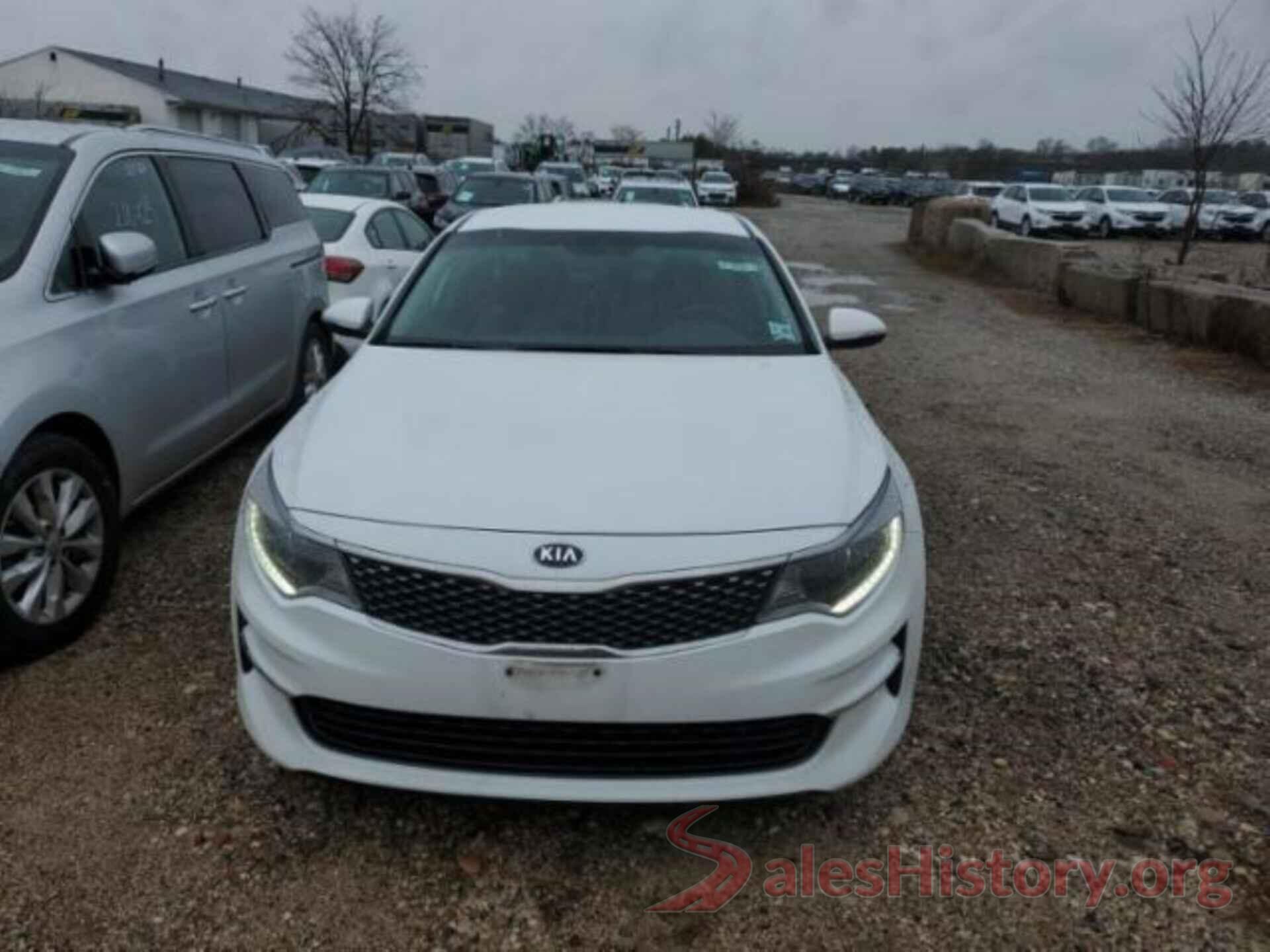 5XXGU4L32JG219929 2018 KIA OPTIMA