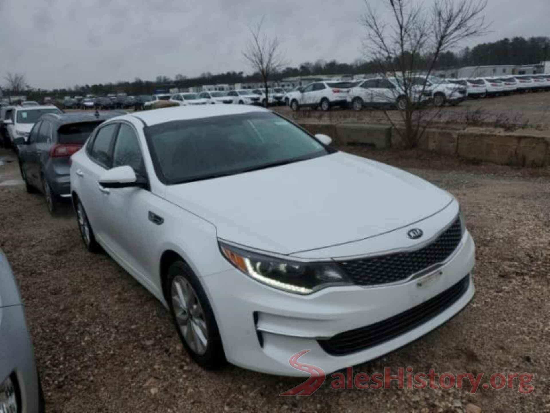 5XXGU4L32JG219929 2018 KIA OPTIMA