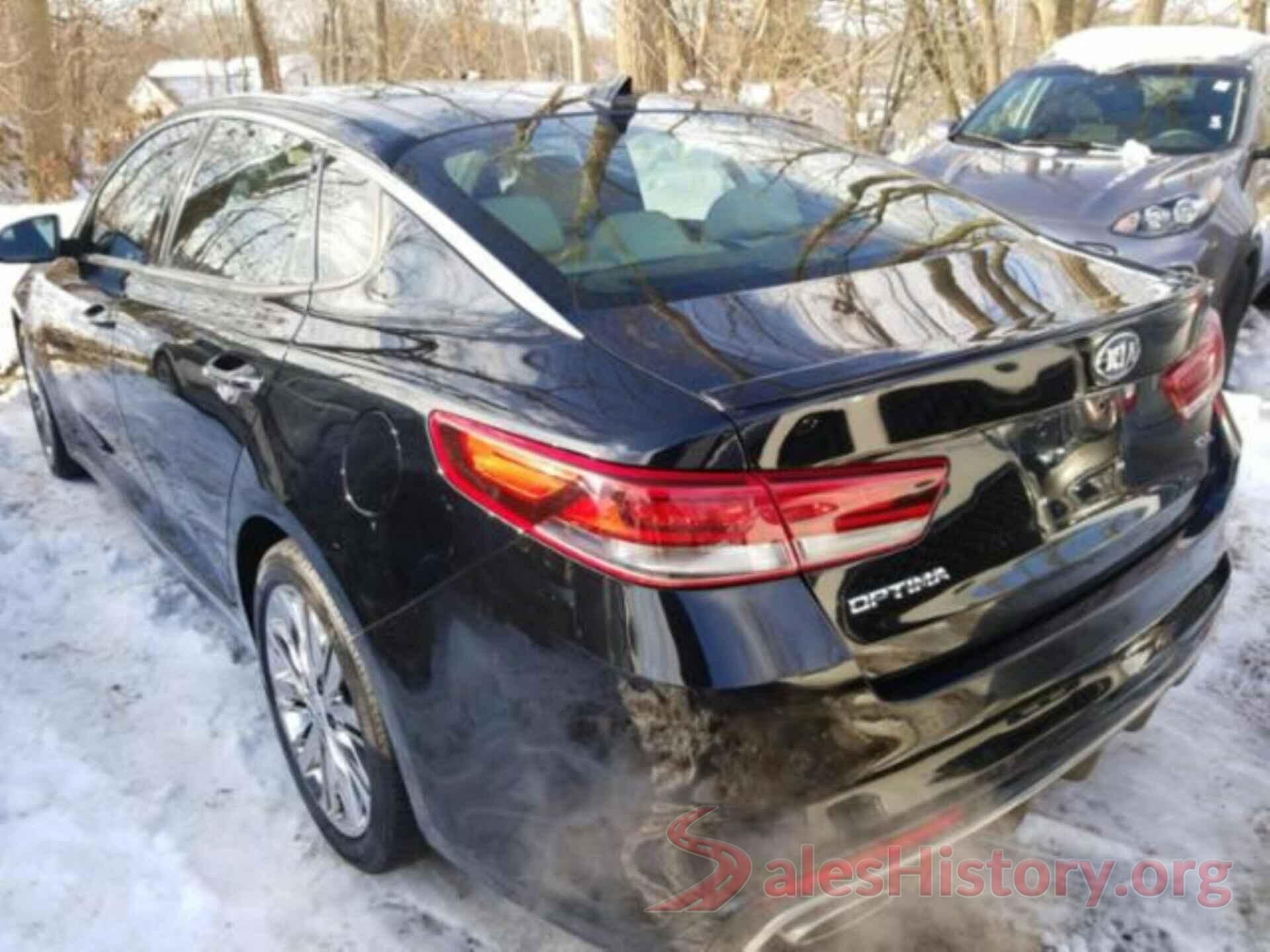 5XXGV4L2XJG201361 2018 KIA OPTIMA