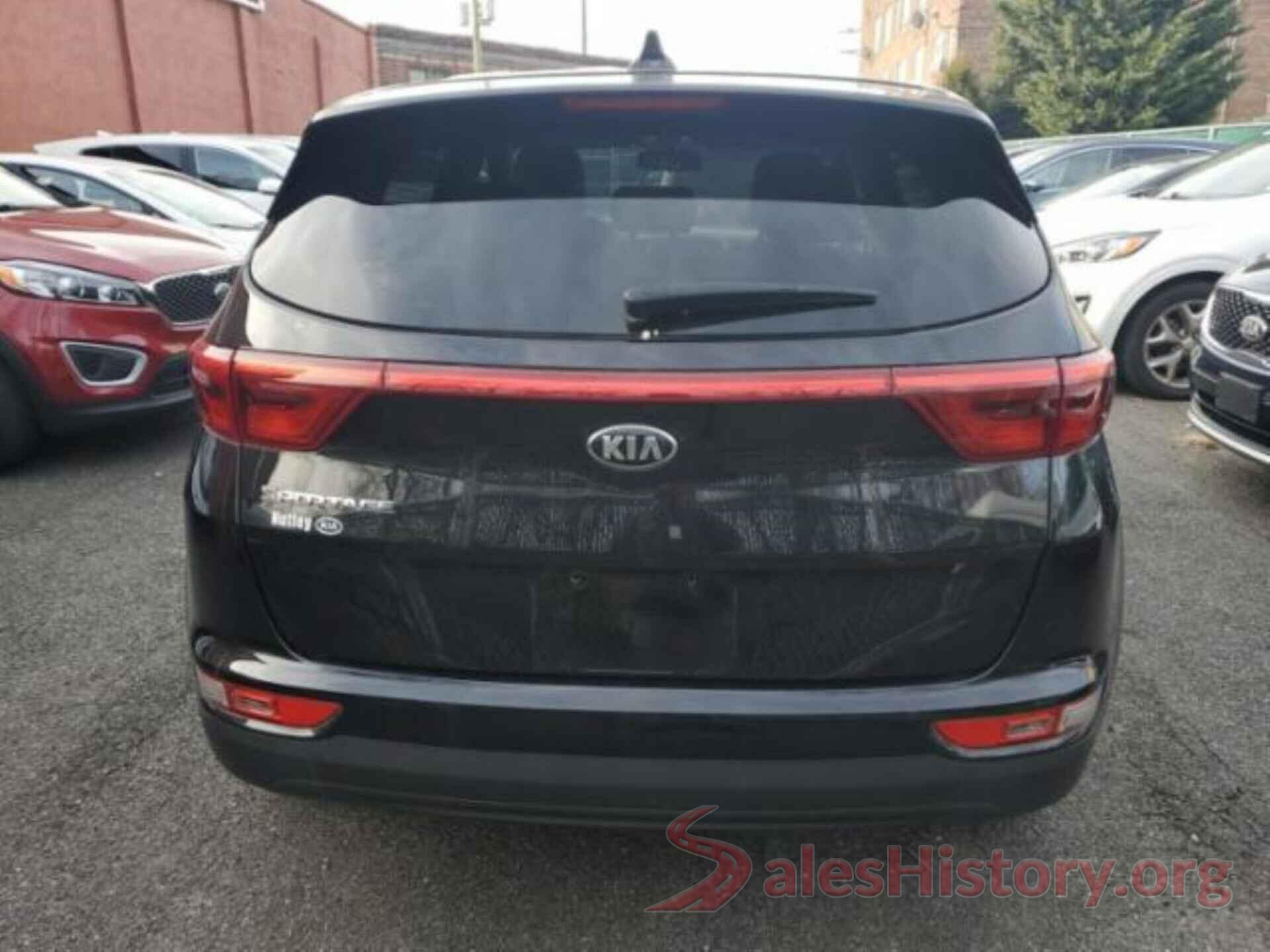 KNDPMCAC4J7350611 2018 KIA SPORTAGE