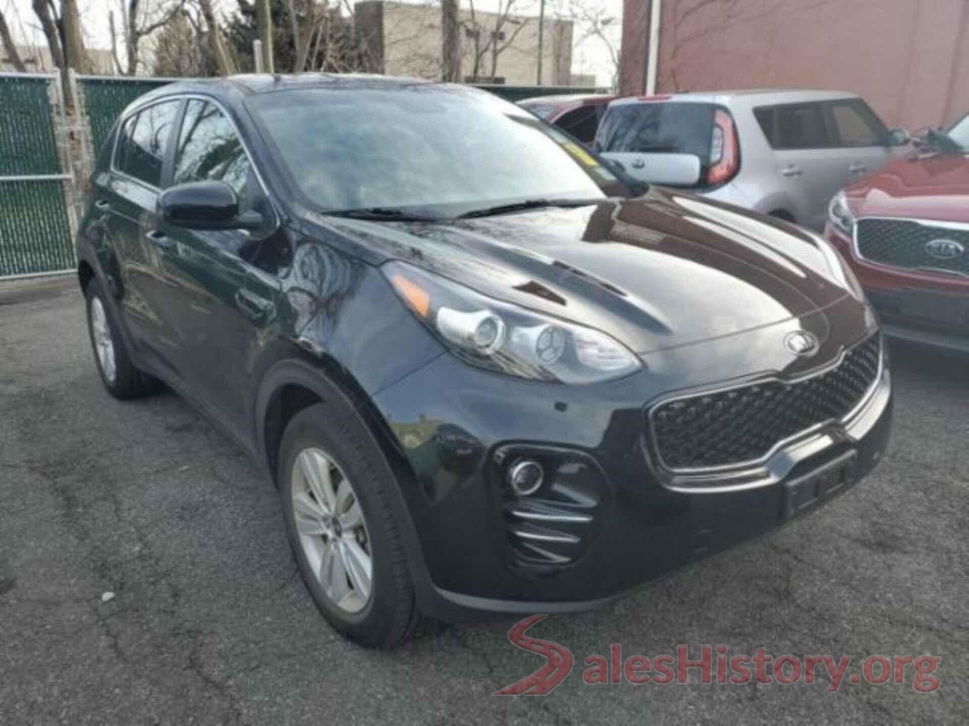 KNDPMCAC4J7350611 2018 KIA SPORTAGE