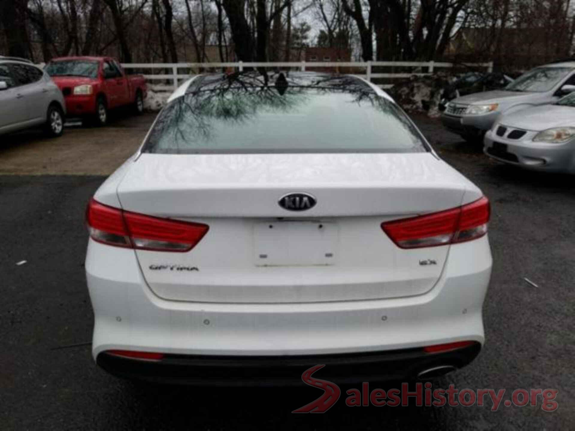 5XXGU4L35JG207175 2018 KIA OPTIMA