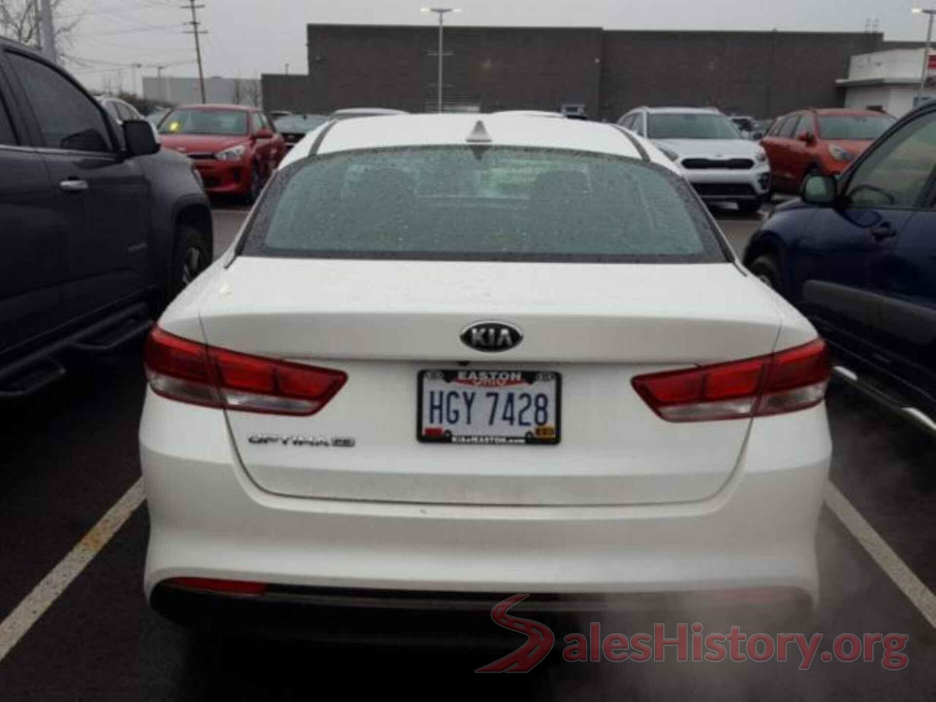 KNAGT4L35H5164780 2017 KIA OPTIMA