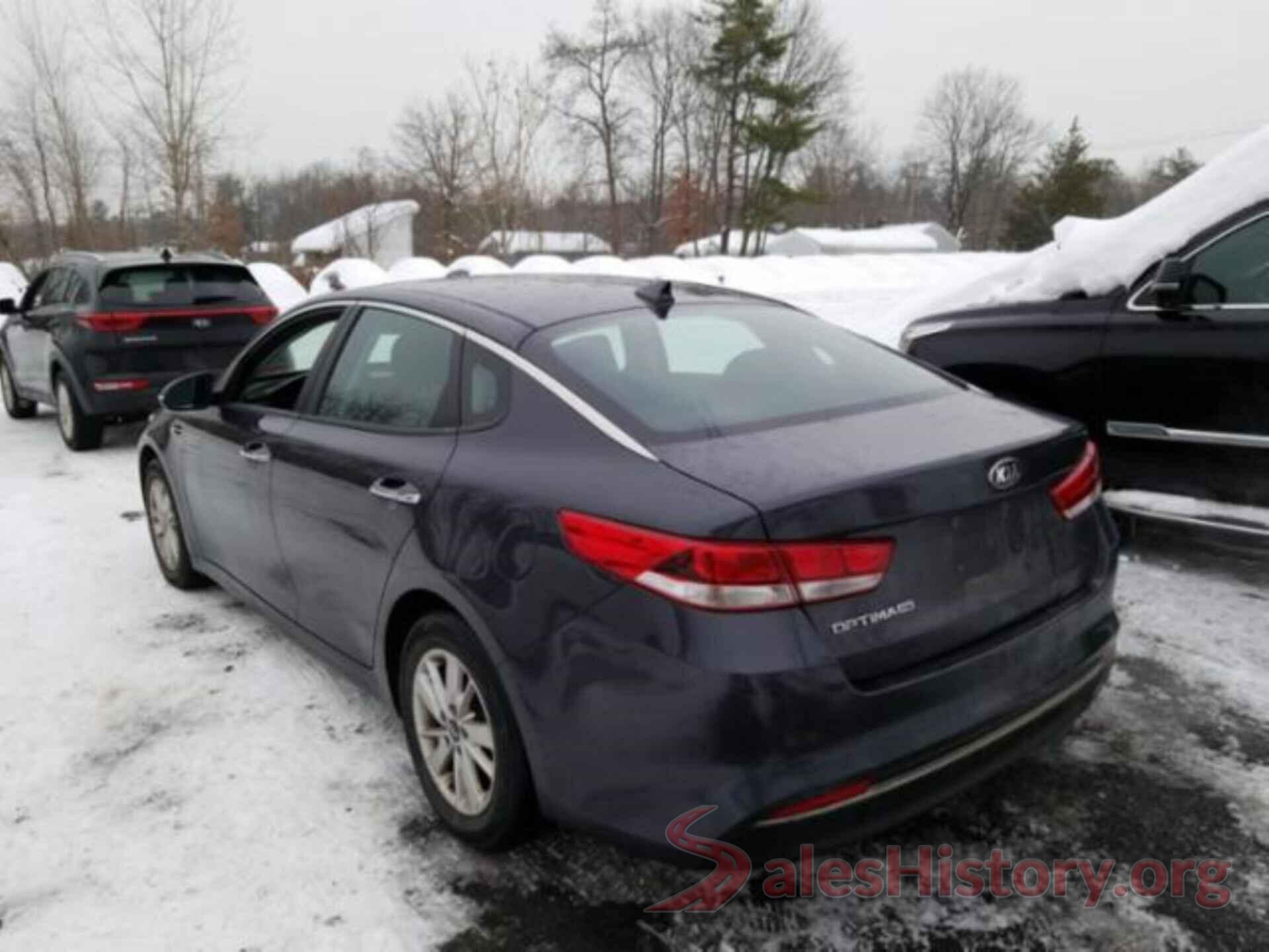 KNAGT4L37H5150394 2017 KIA OPTIMA