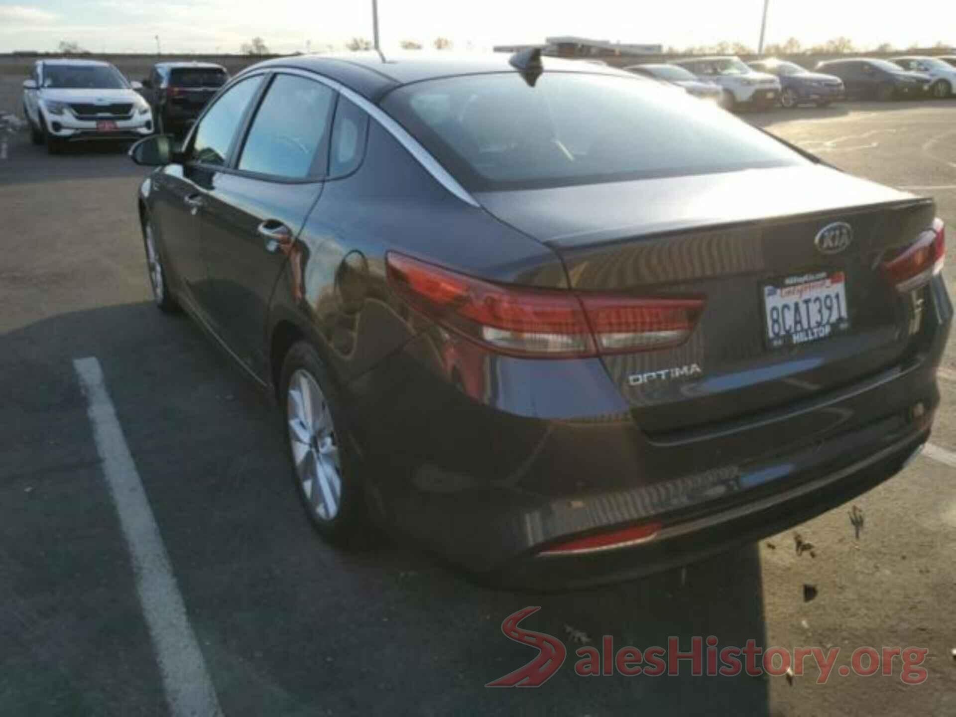 5XXGT4L32JG189432 2018 KIA OPTIMA