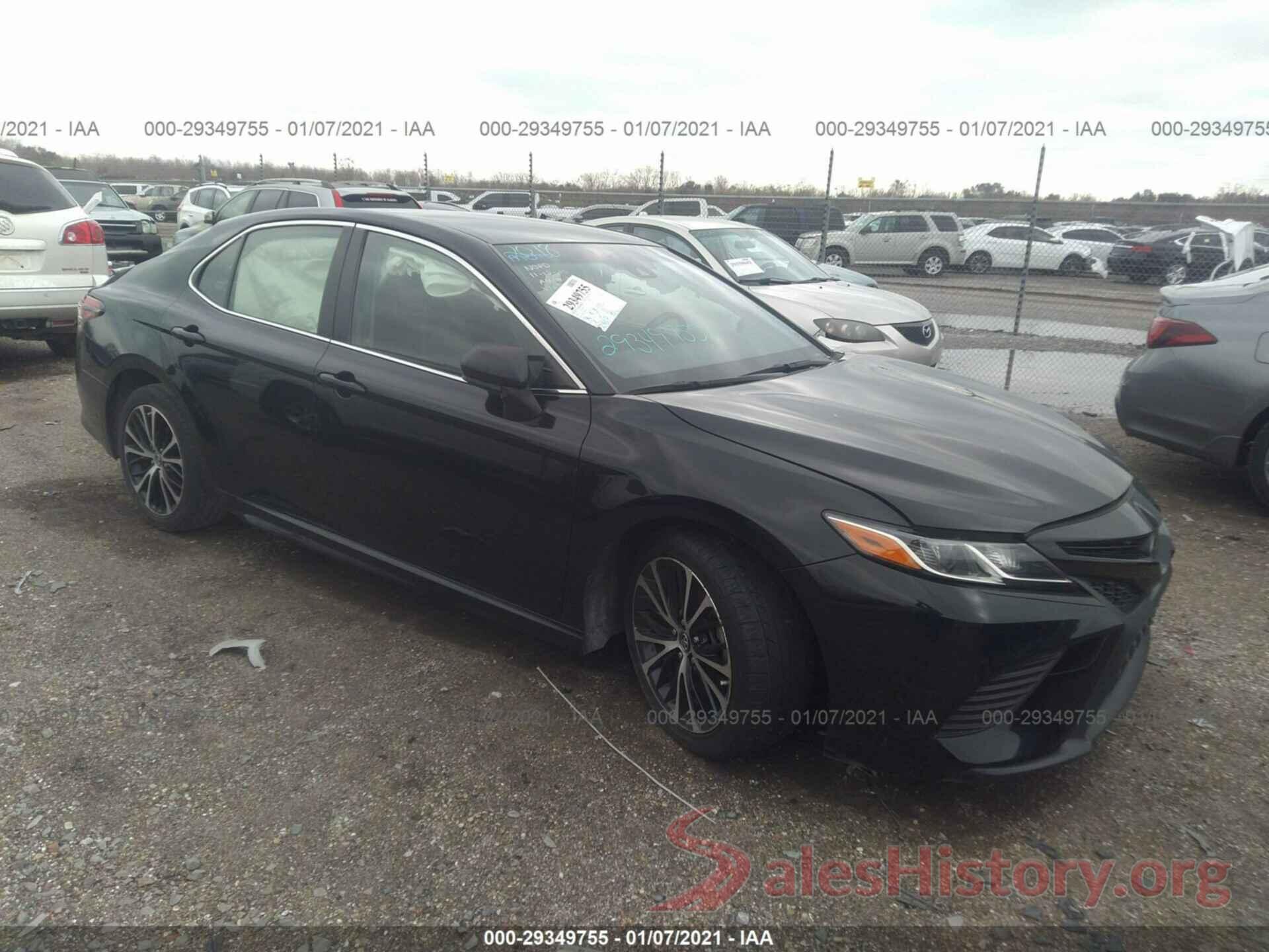 JTNB11HK0J3027471 2018 TOYOTA CAMRY