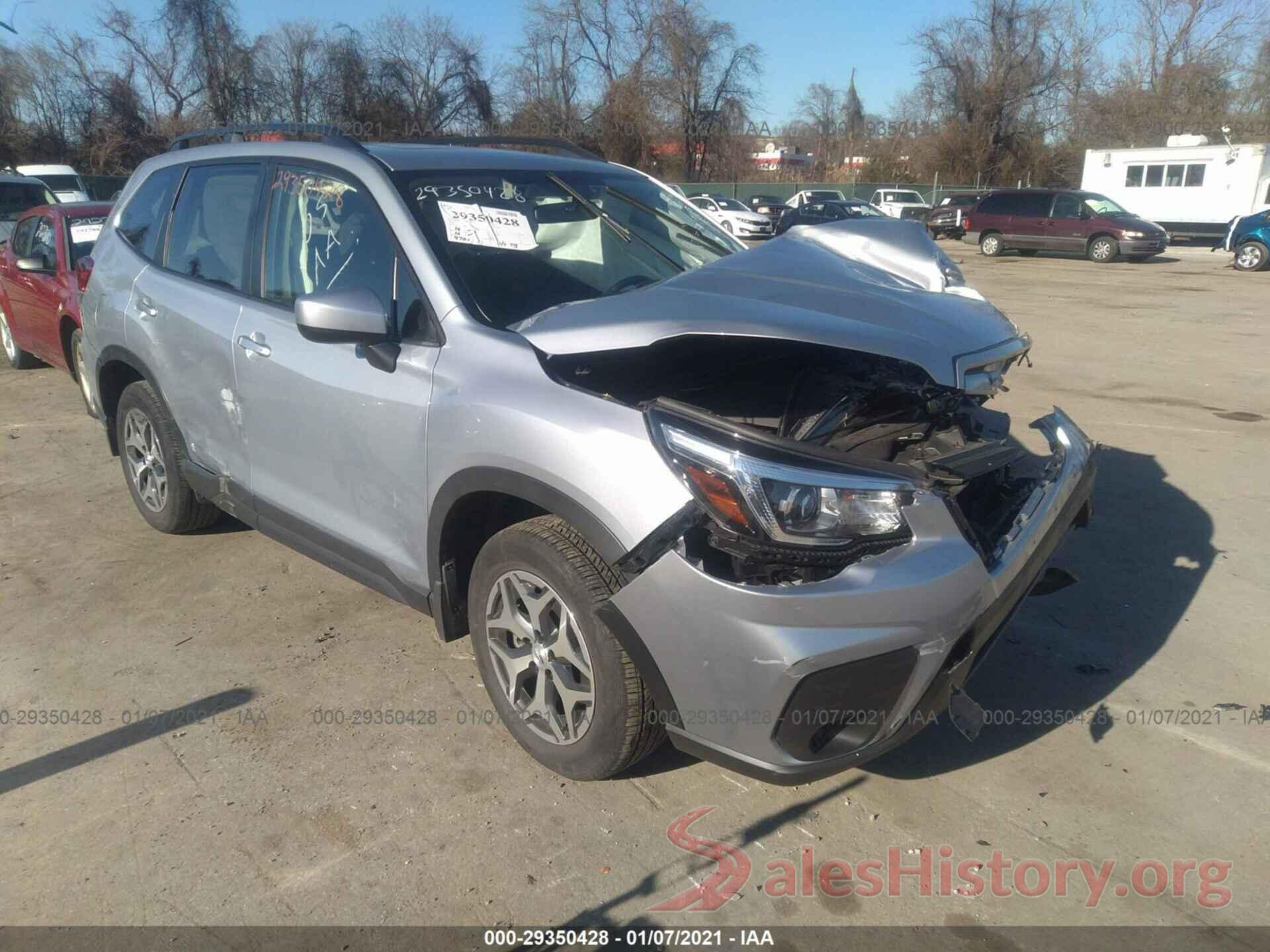 JF2SKAGC3KH529506 2019 SUBARU FORESTER