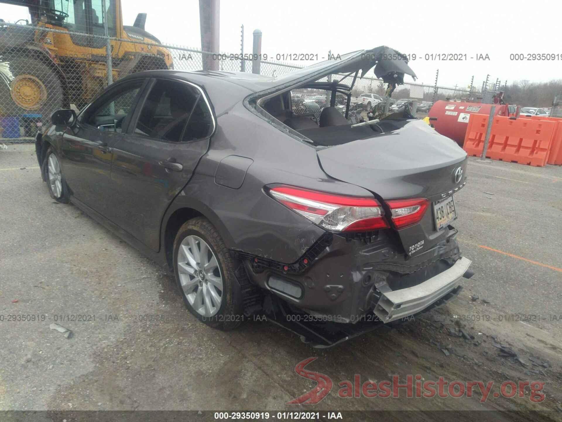 4T1B11HKXJU604467 2018 TOYOTA CAMRY