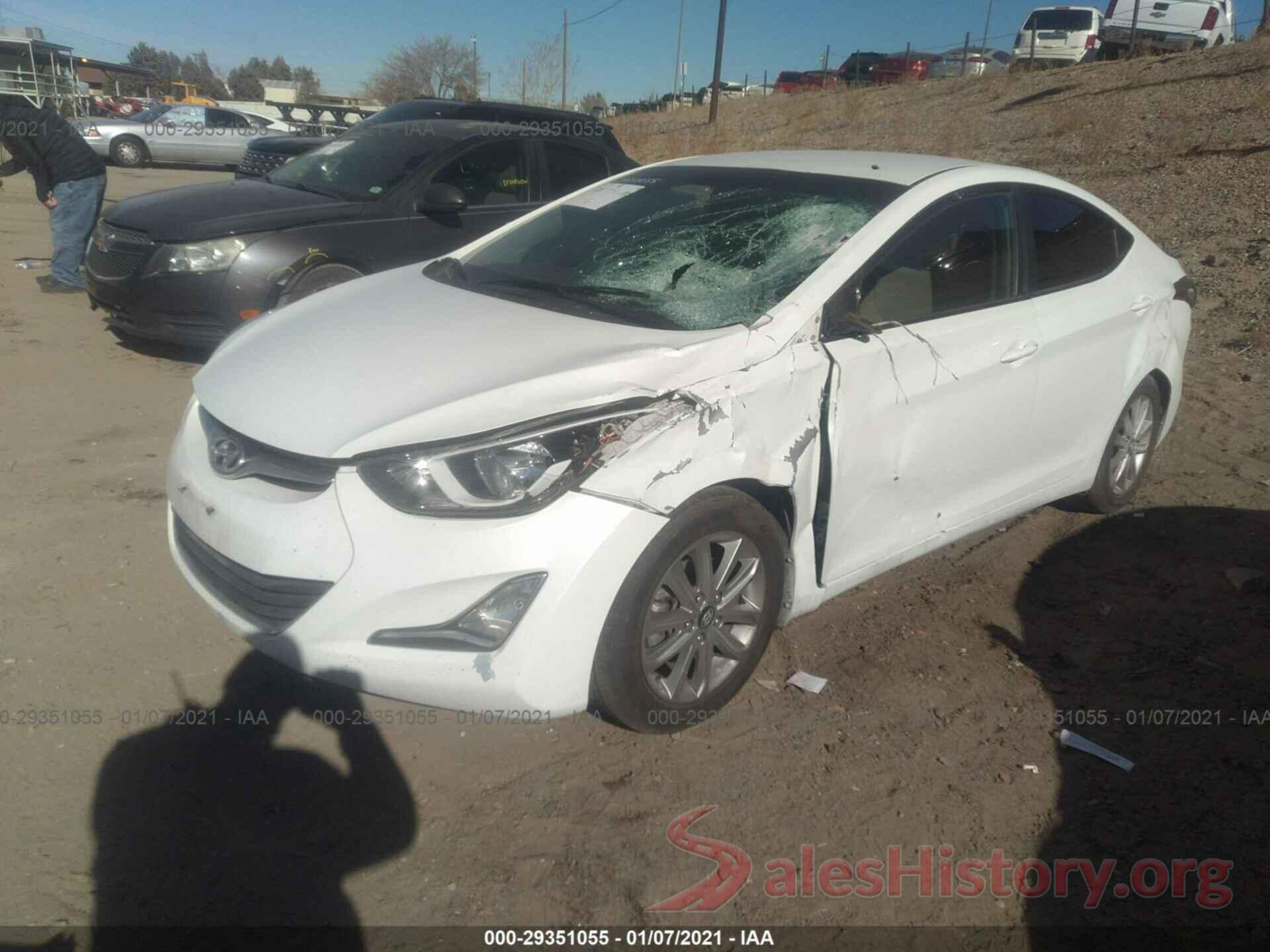 5NPDH4AE6GH788890 2016 HYUNDAI ELANTRA