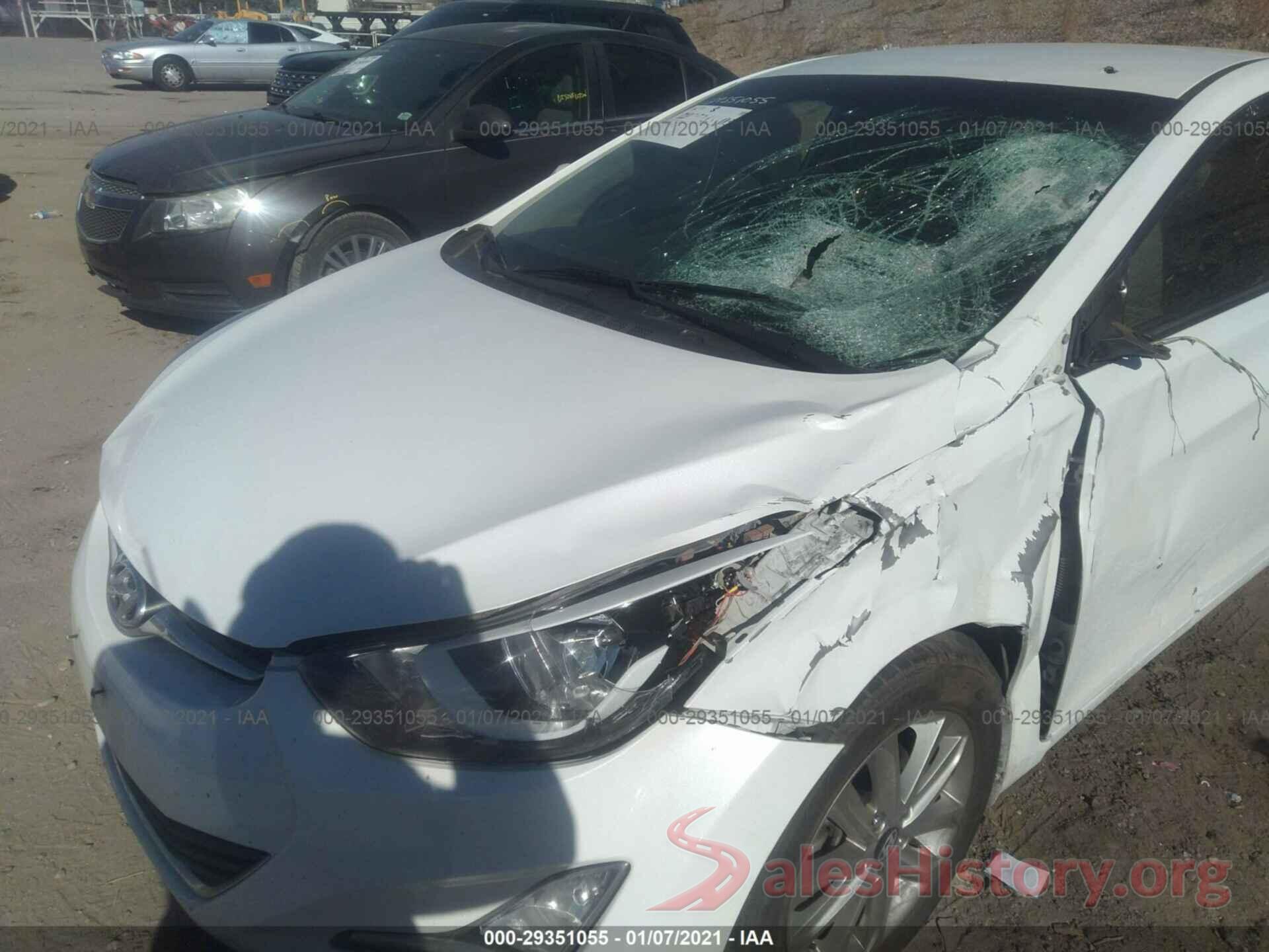 5NPDH4AE6GH788890 2016 HYUNDAI ELANTRA