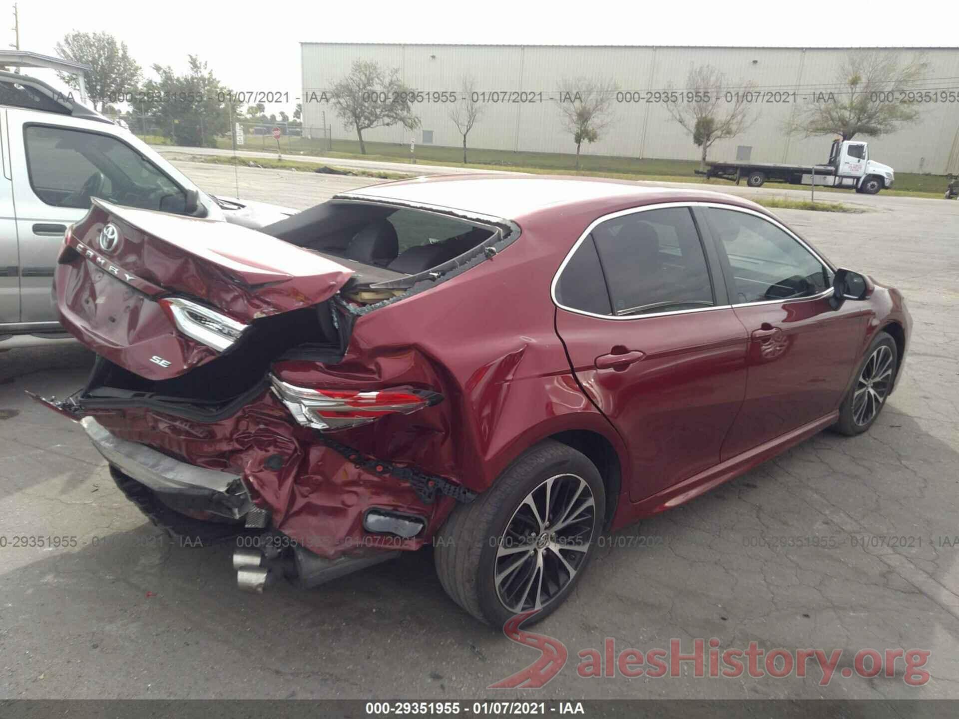 4T1B11HK4JU667046 2018 TOYOTA CAMRY