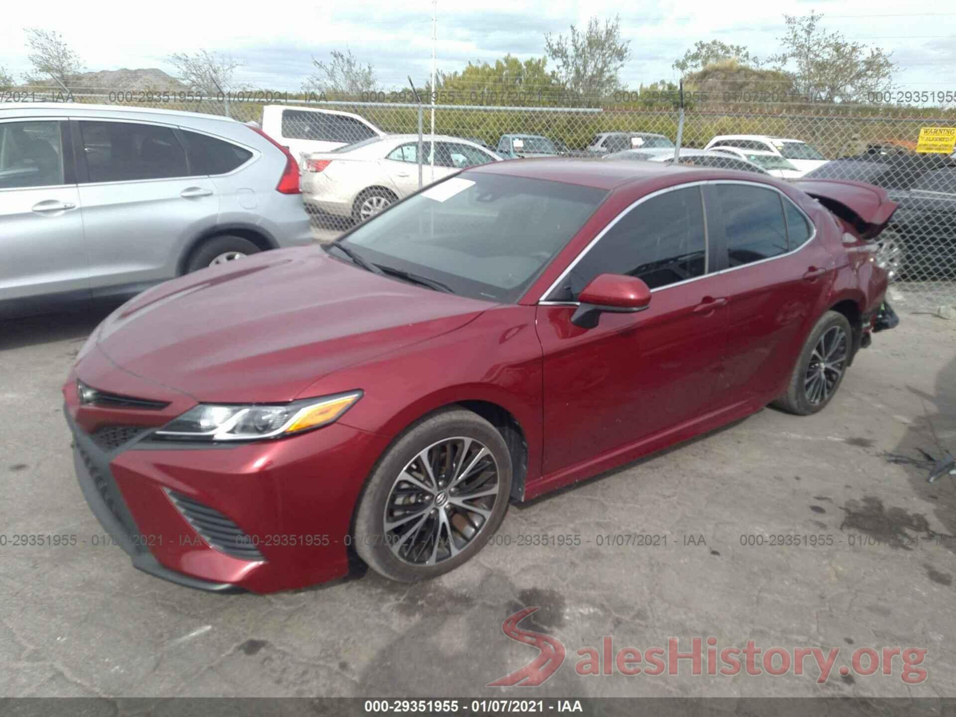 4T1B11HK4JU667046 2018 TOYOTA CAMRY