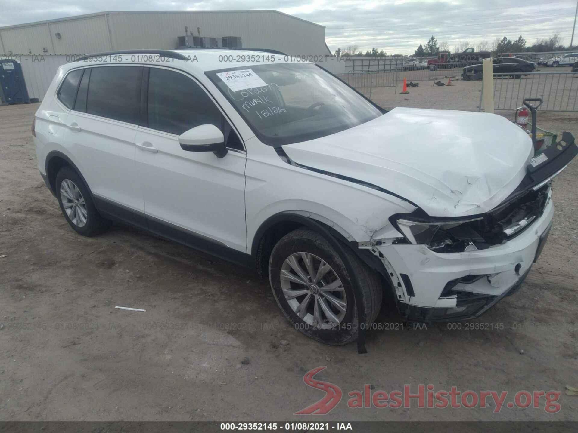 3VV3B7AX7JM000590 2018 VOLKSWAGEN TIGUAN