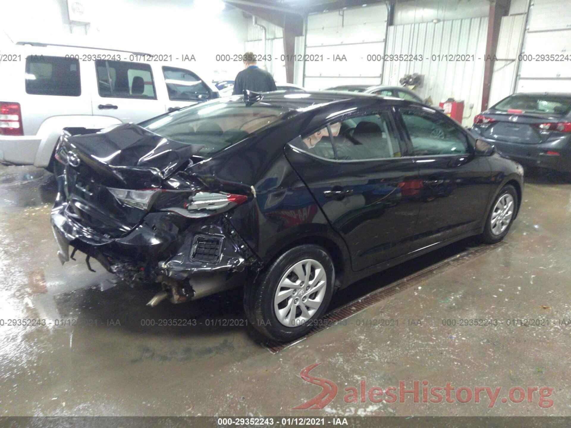 5NPD74LFXJH389495 2018 HYUNDAI ELANTRA