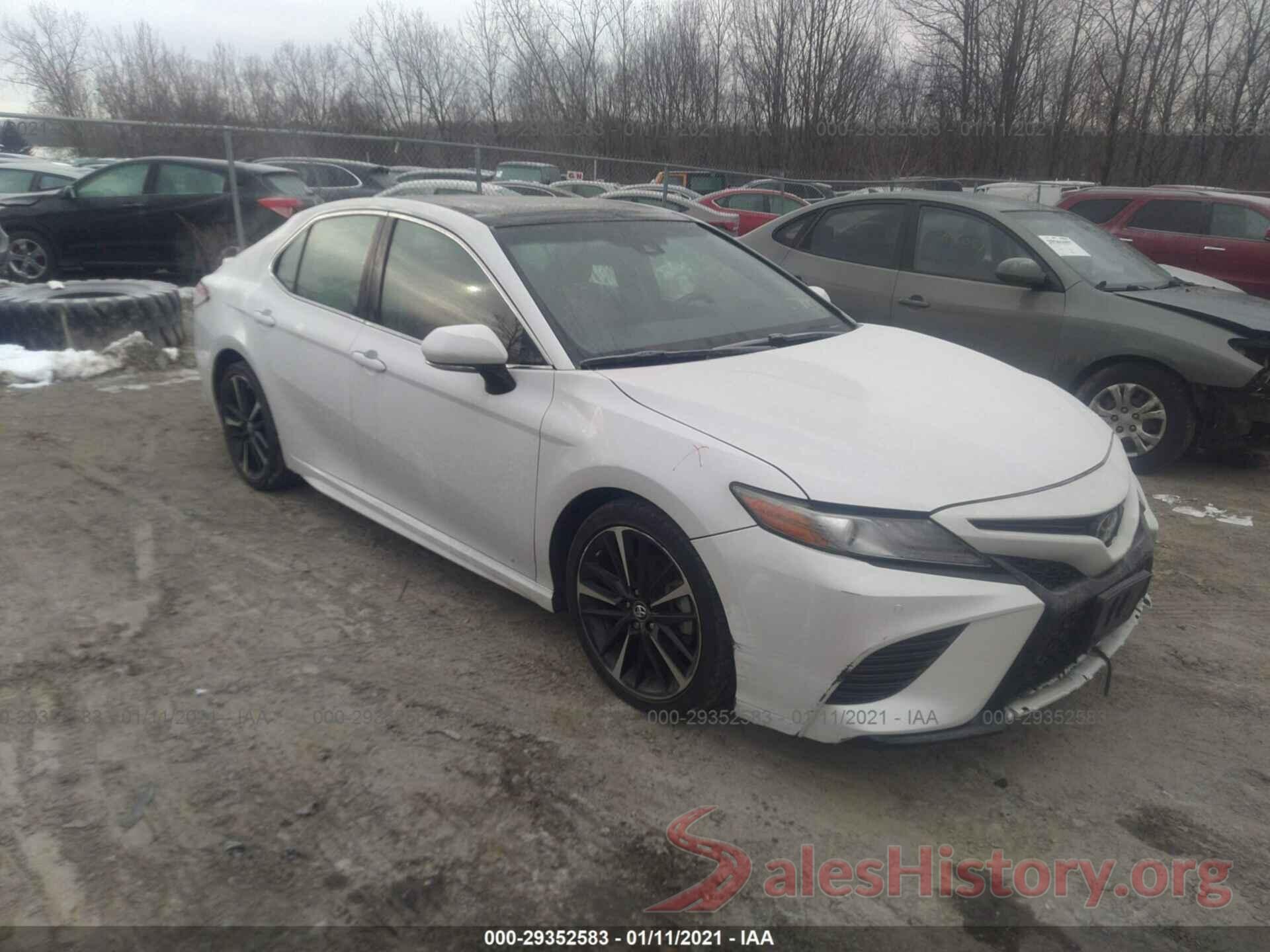 4T1B61HKXJU011497 2018 TOYOTA CAMRY