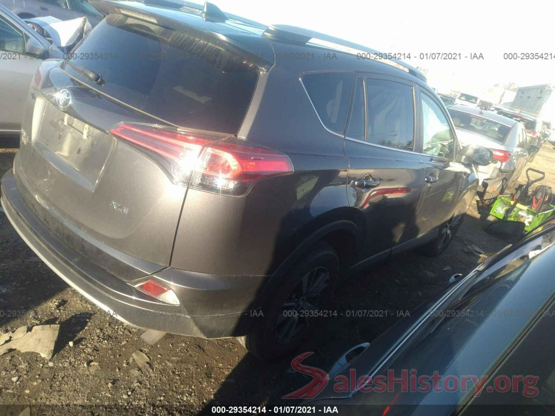 2T3WFREV1JW443515 2018 TOYOTA RAV4