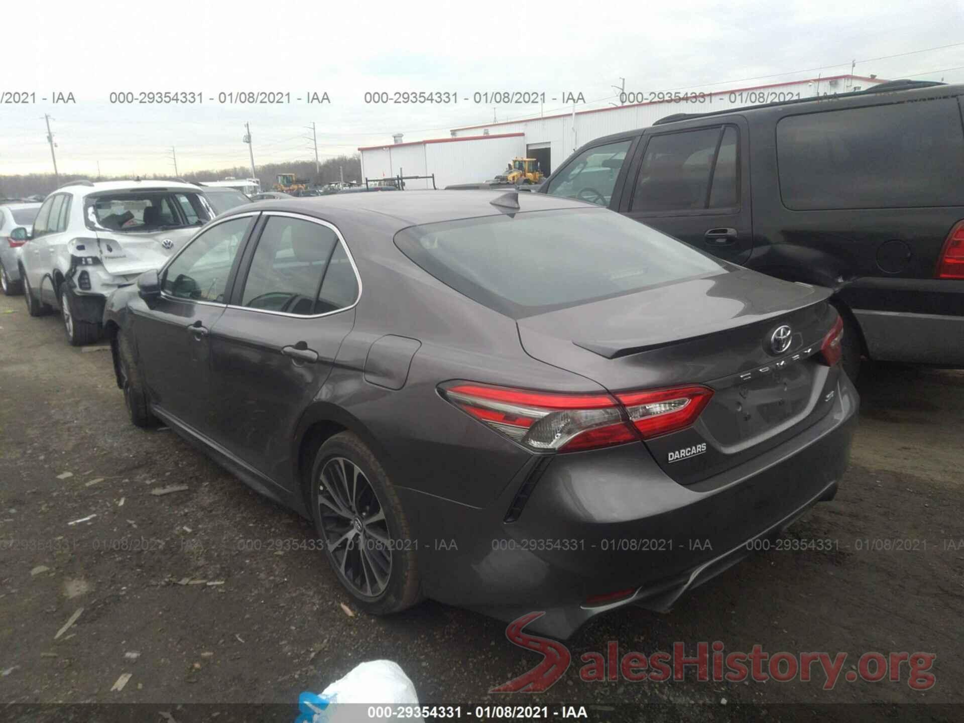 4T1B11HK8KU221807 2019 TOYOTA CAMRY