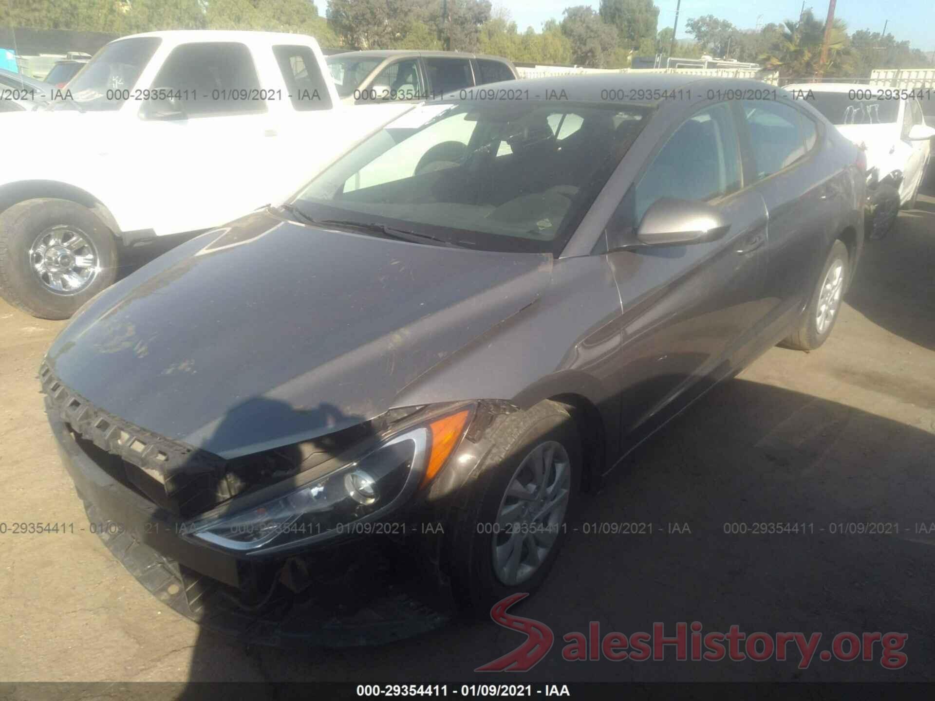 5NPD74LF3JH260515 2018 HYUNDAI ELANTRA