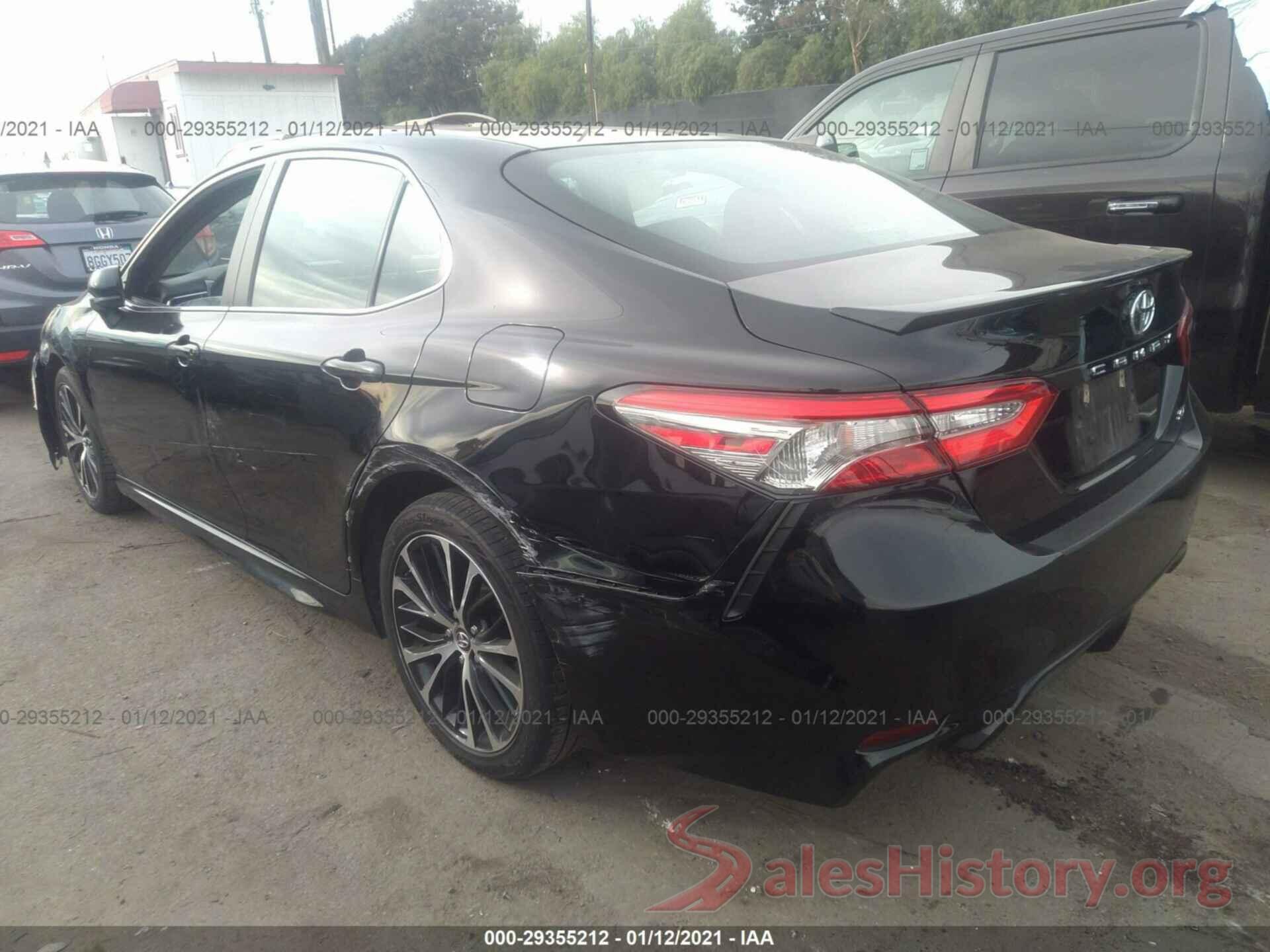 4T1B11HK7JU143664 2018 TOYOTA CAMRY