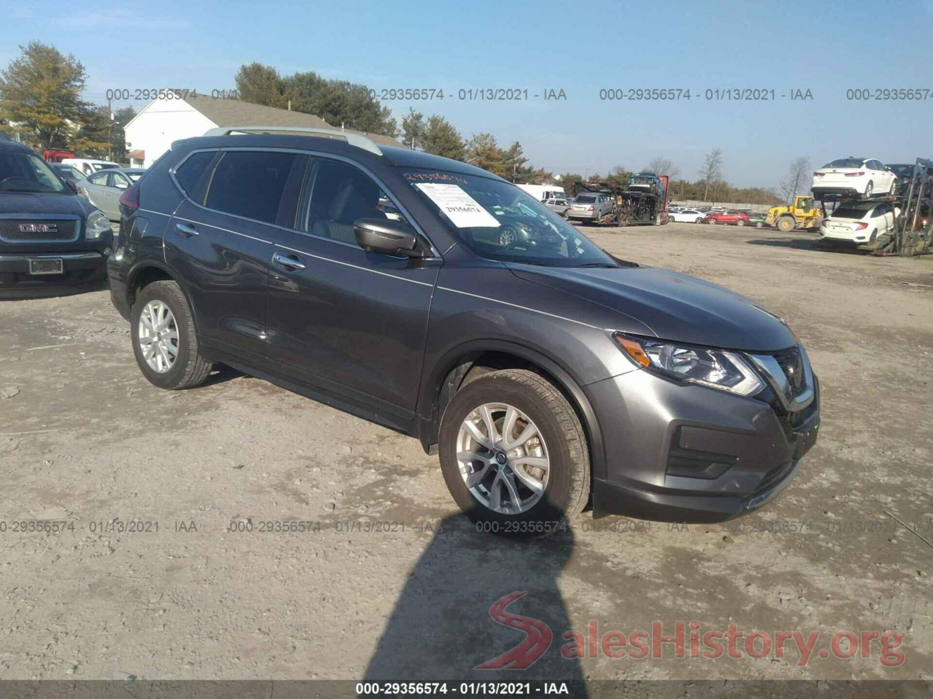 5N1AT2MV5JC811401 2018 NISSAN ROGUE