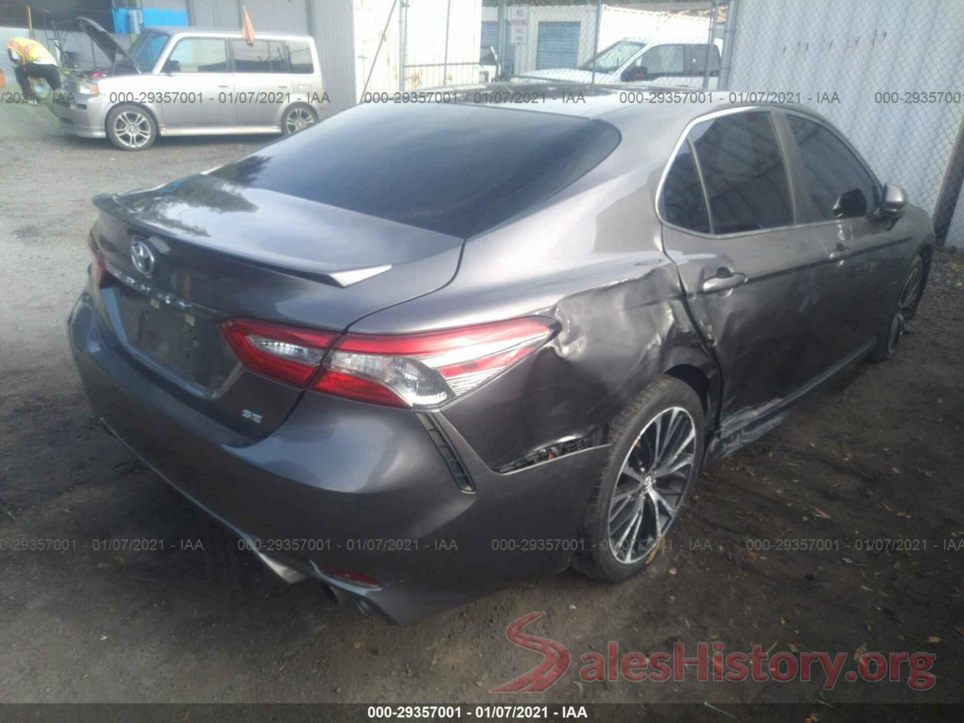 4T1B11HK7JU617404 2018 TOYOTA CAMRY