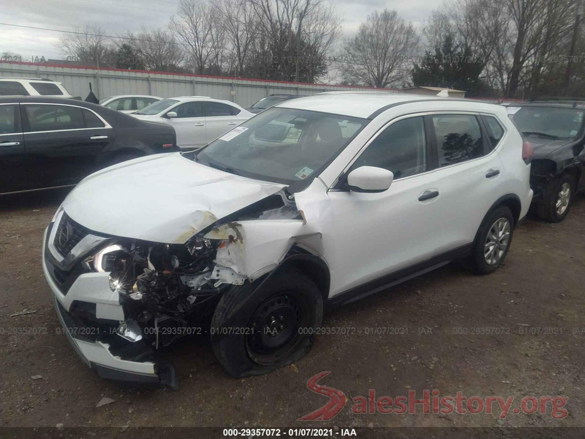 KNMAT2MT8JP565584 2018 NISSAN ROGUE