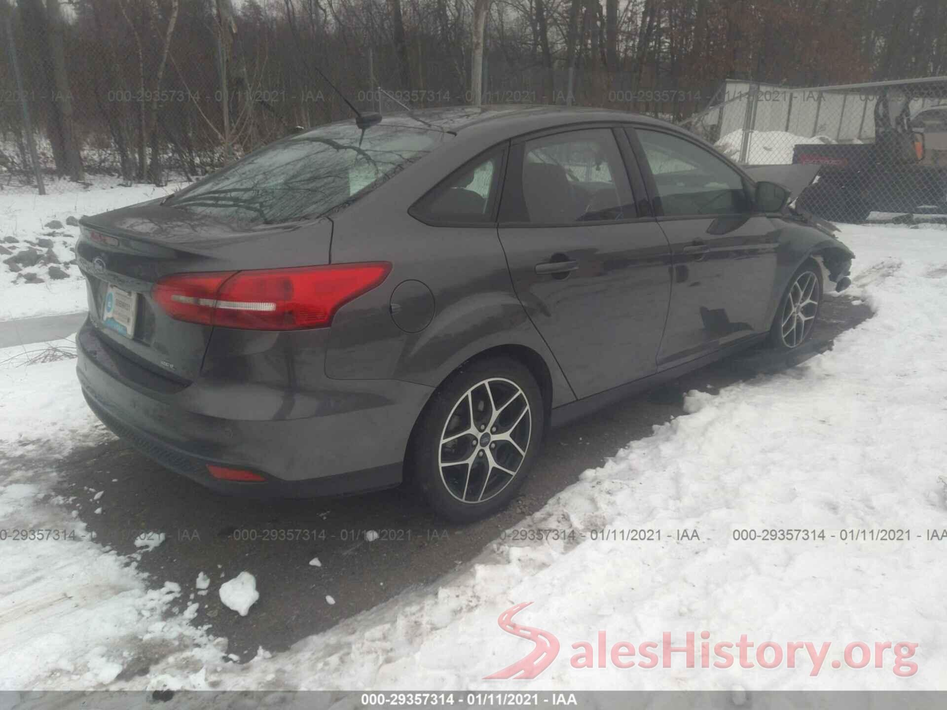 1FADP3H23JL298957 2018 FORD FOCUS