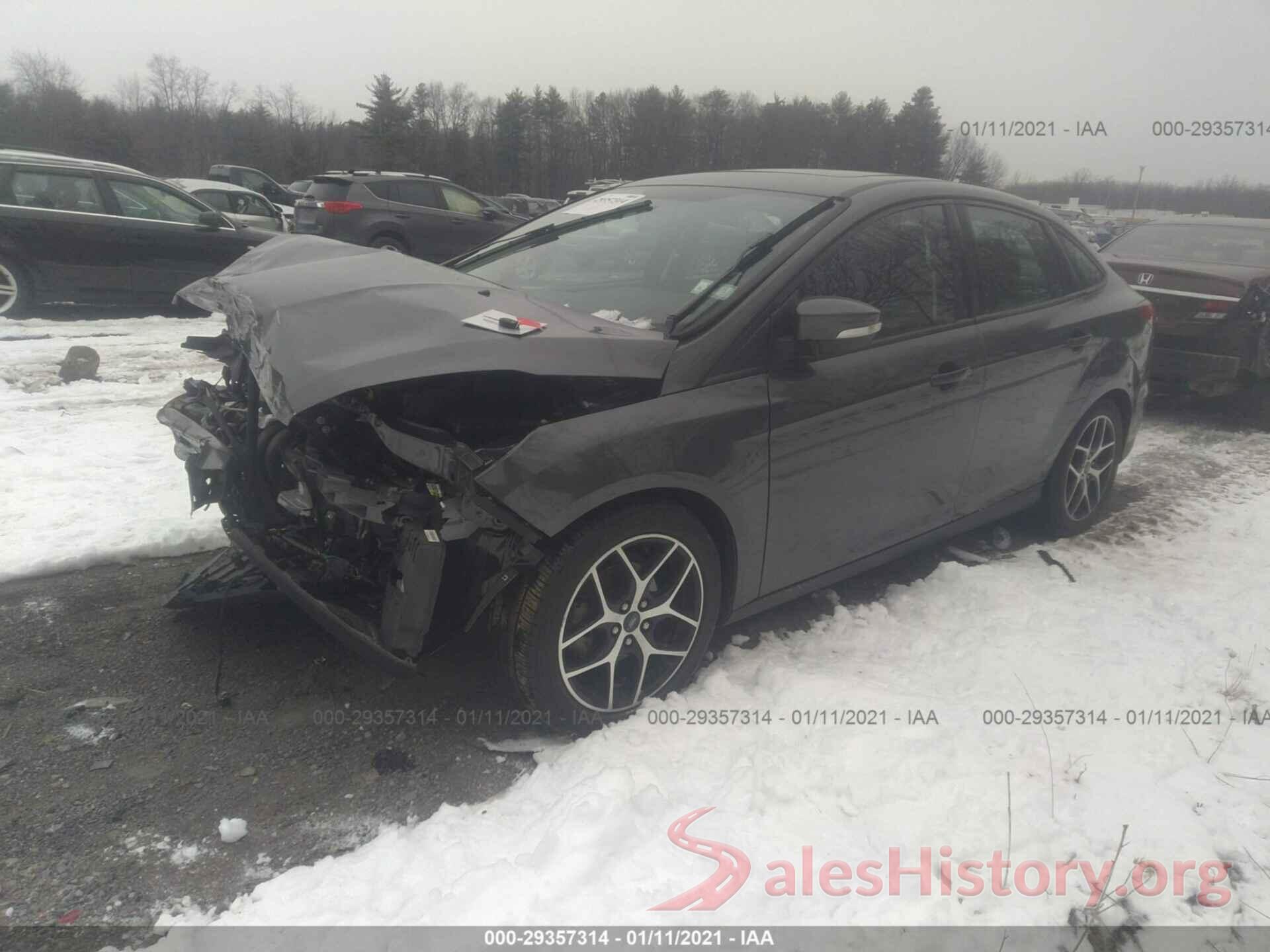 1FADP3H23JL298957 2018 FORD FOCUS