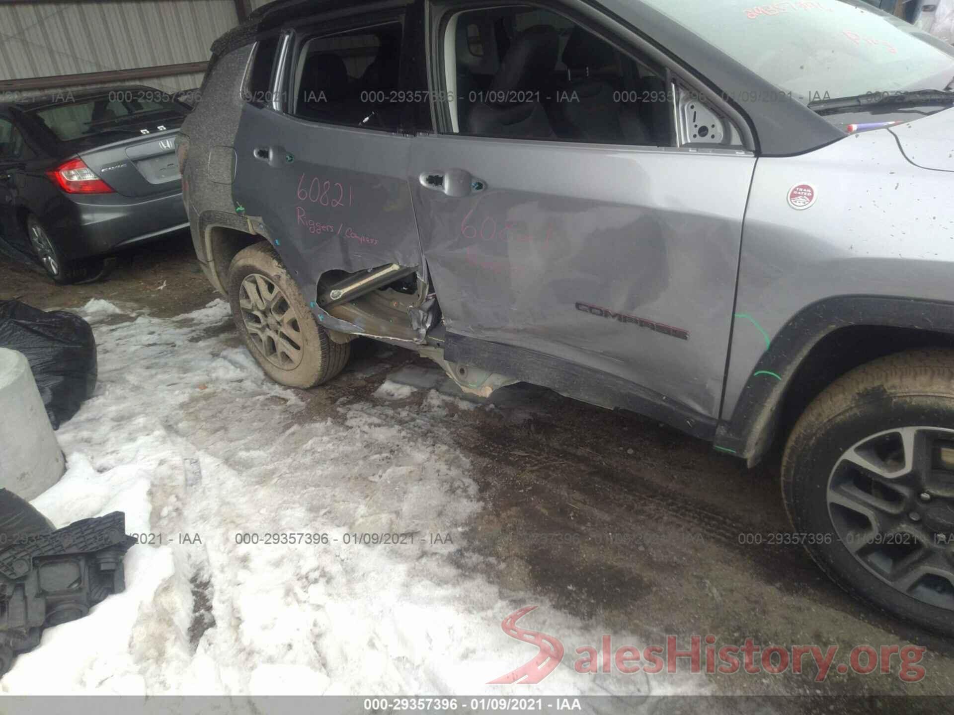 3C4NJDDB3KT629893 2019 JEEP COMPASS