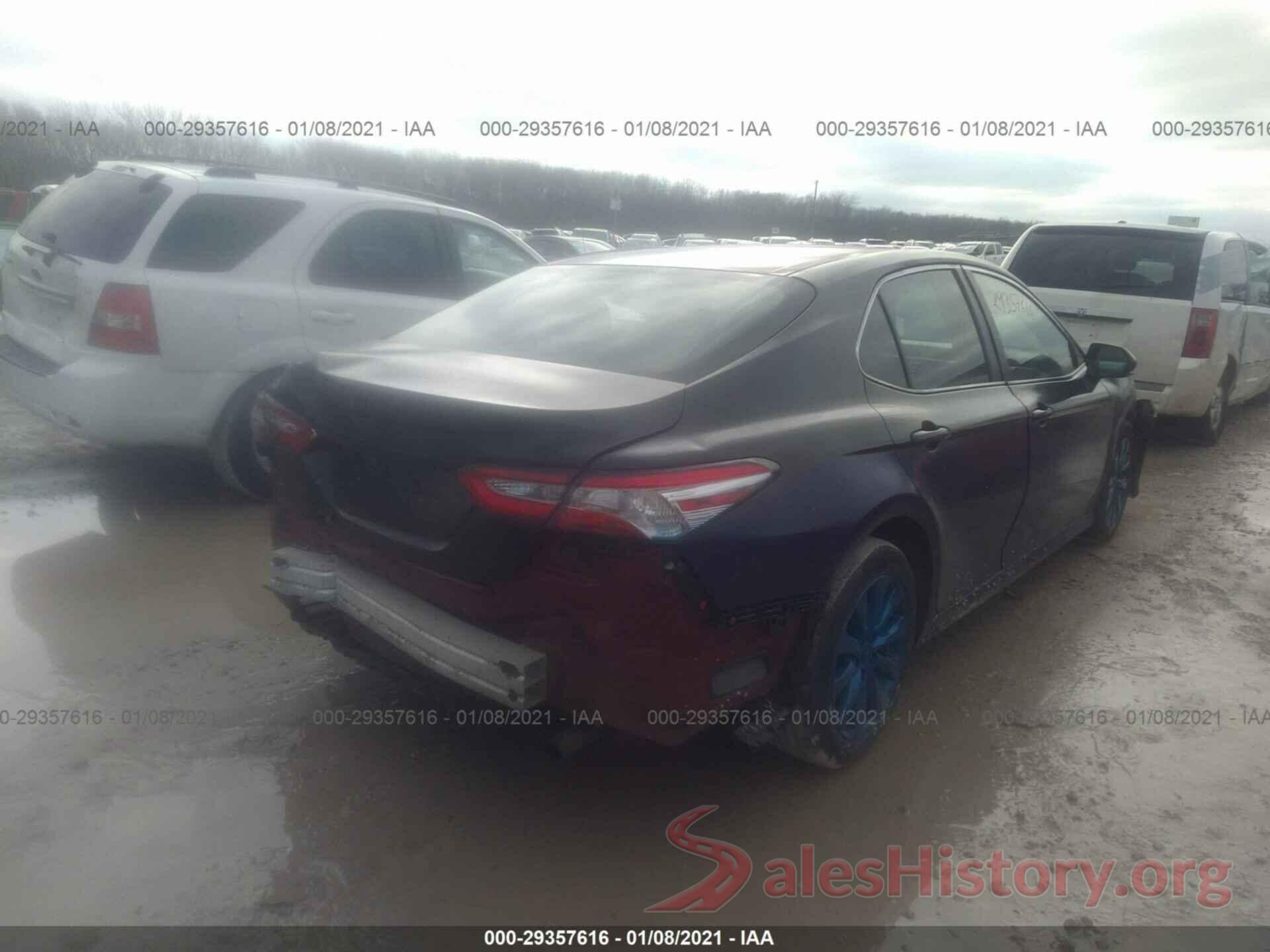 4T1B11HK5JU506057 2018 TOYOTA CAMRY