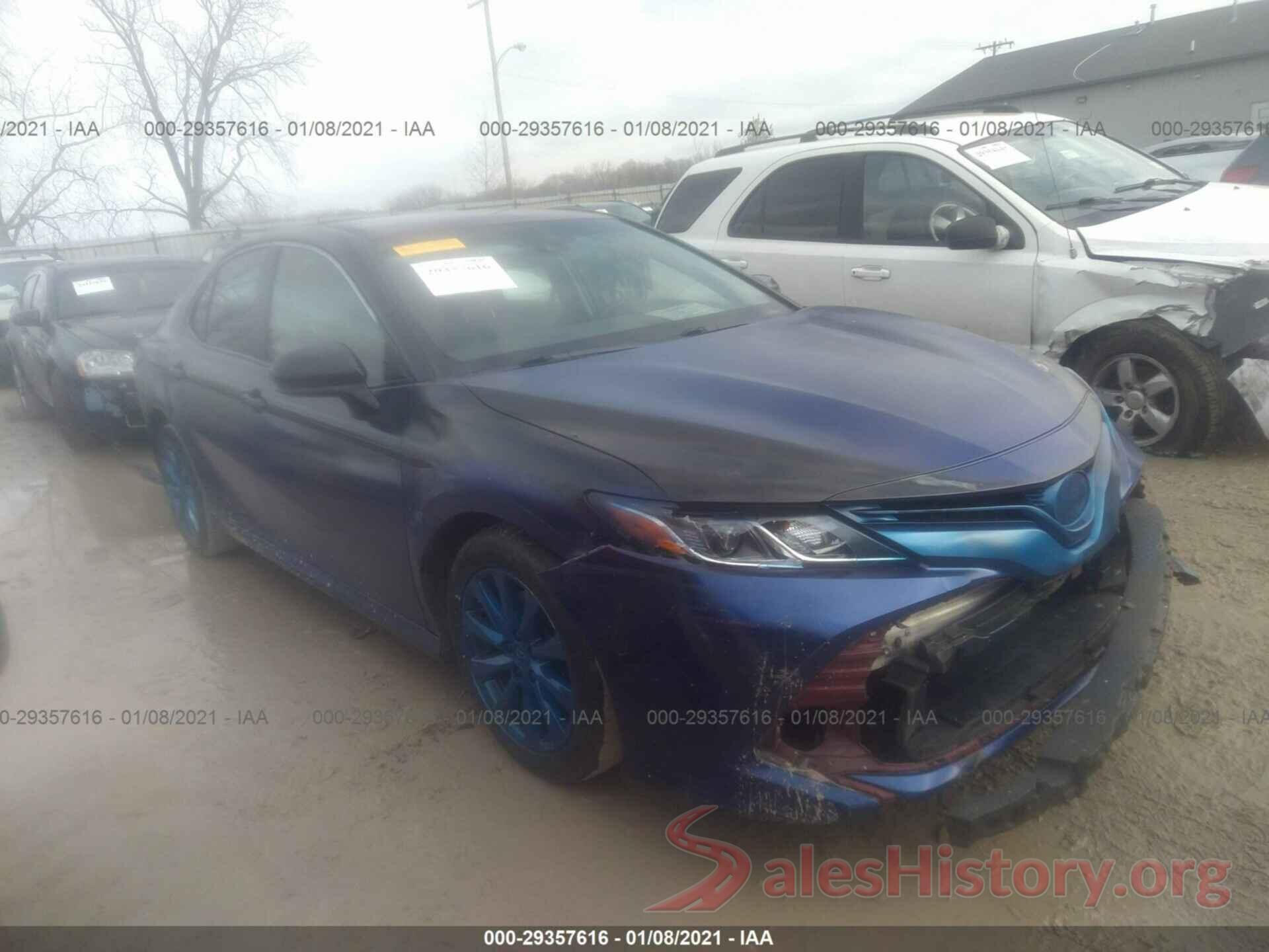 4T1B11HK5JU506057 2018 TOYOTA CAMRY