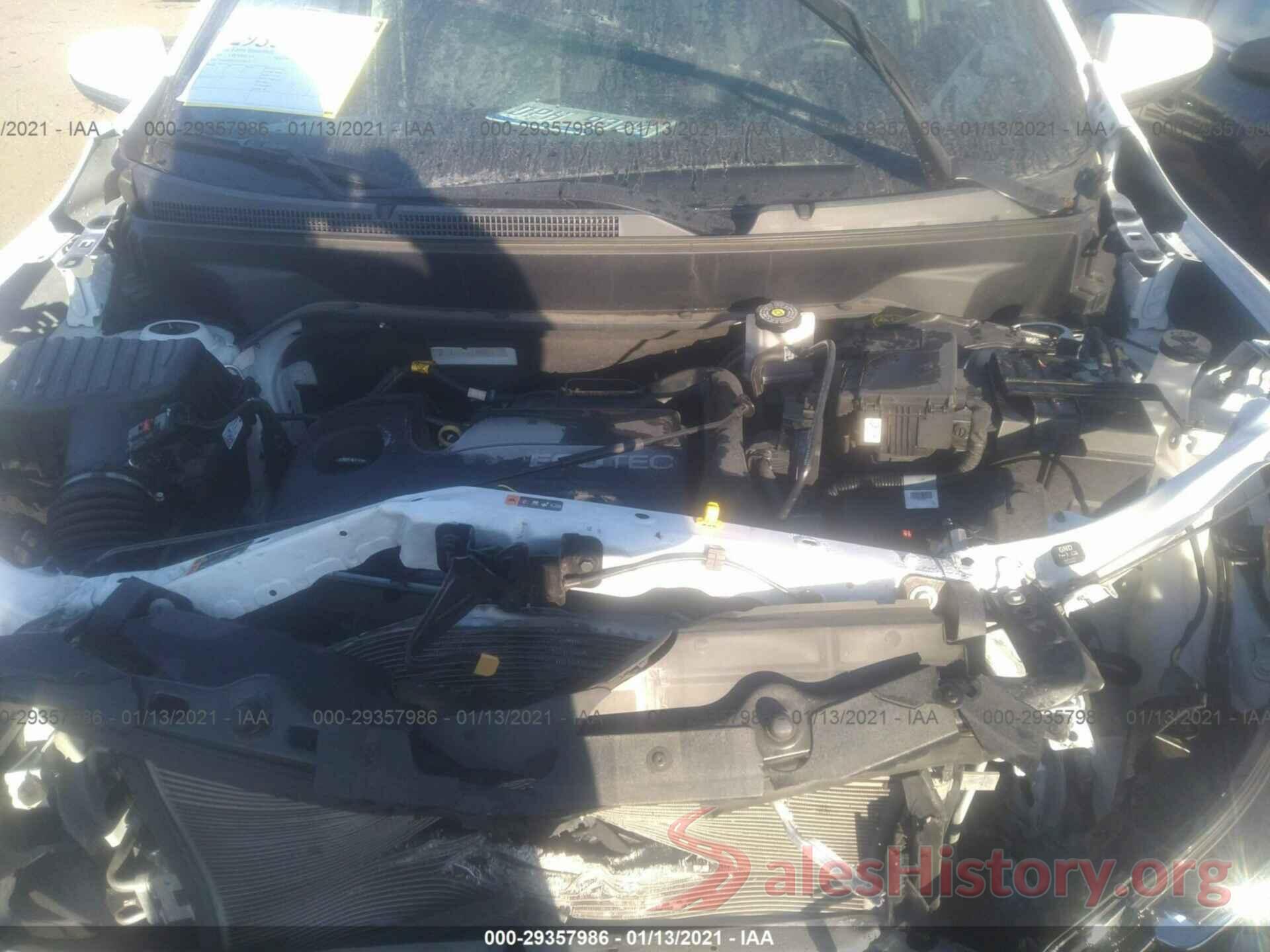 2GNAXUEV4K6158967 2019 CHEVROLET EQUINOX