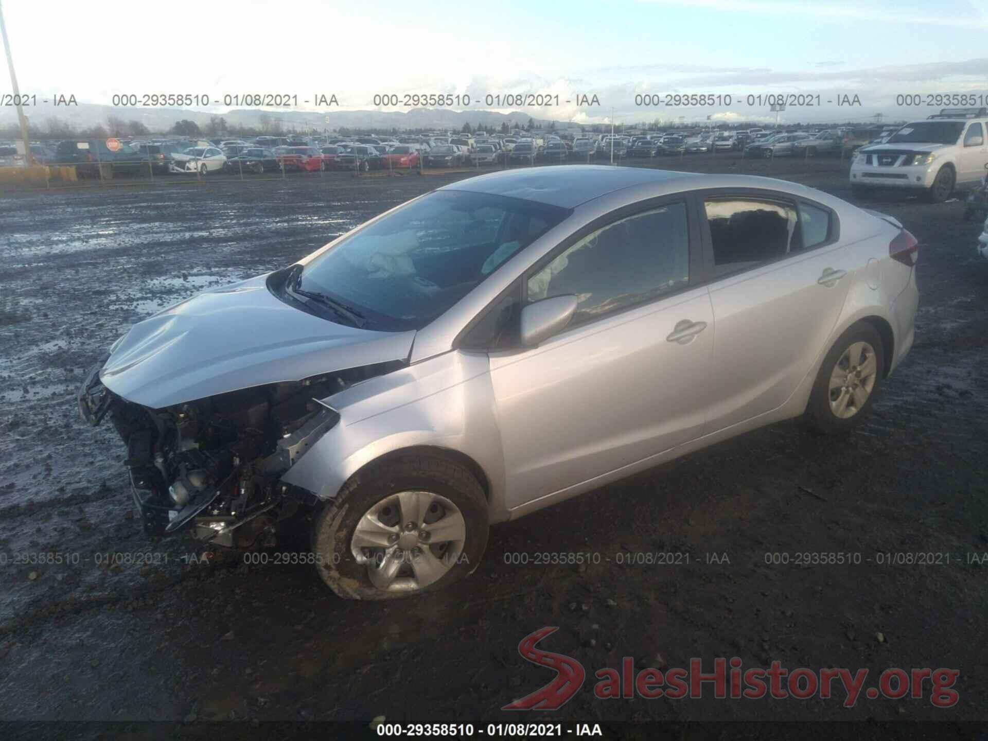 3KPFK4A76JE252738 2018 KIA FORTE