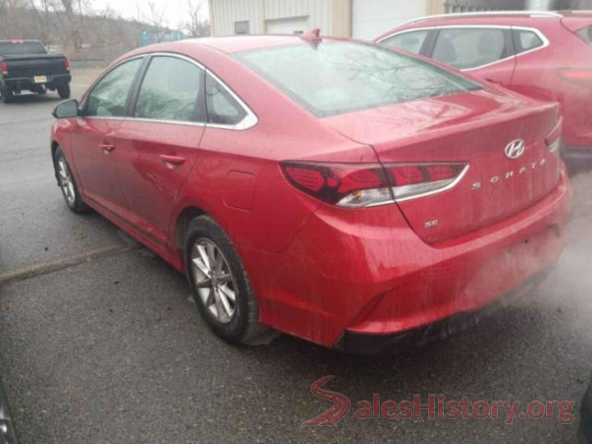 5NPE24AF5JH615688 2018 HYUNDAI SONATA