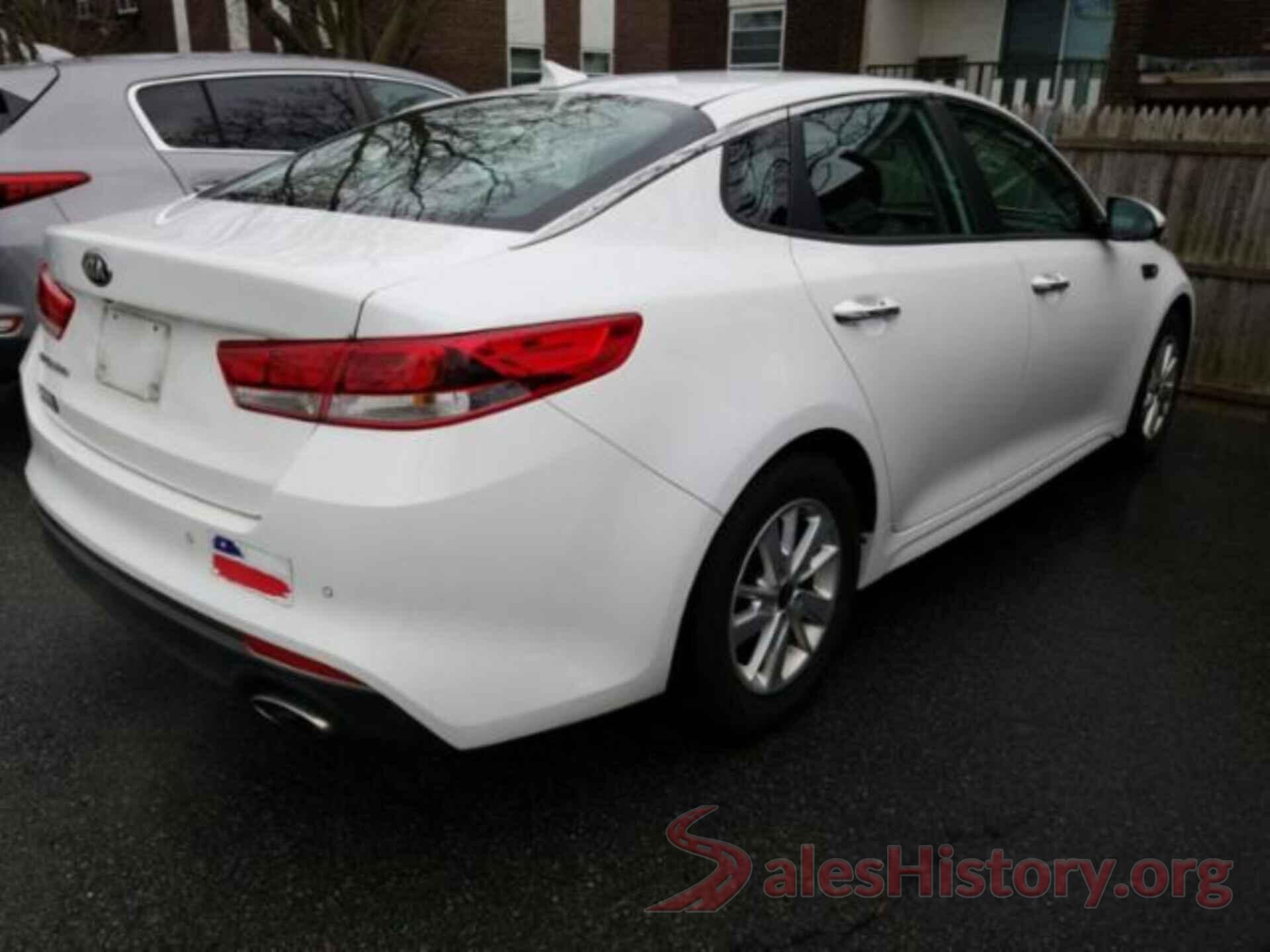 5XXGT4L31JG215602 2018 KIA OPTIMA