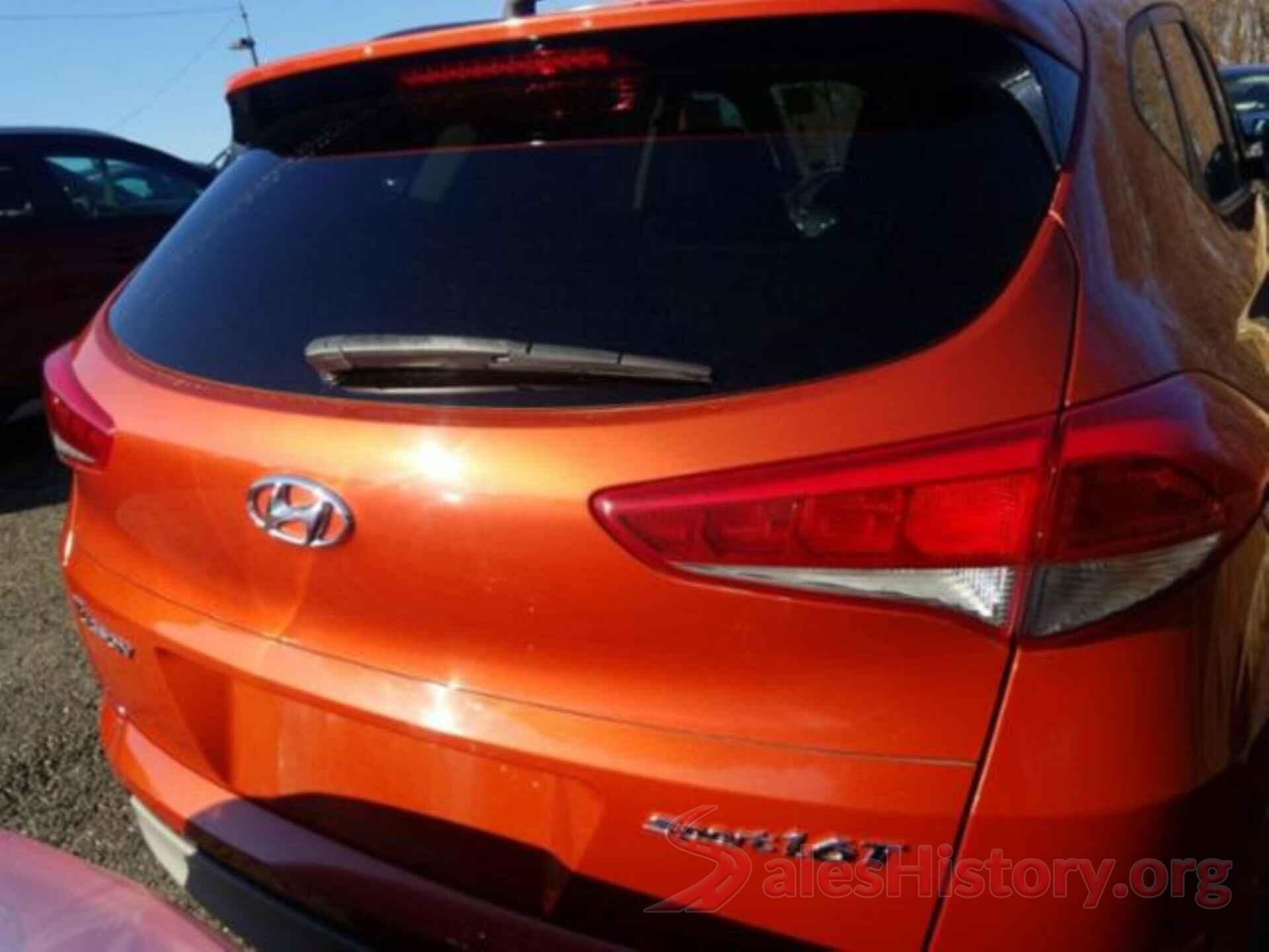 KM8J33A26HU406989 2017 HYUNDAI TUCSON